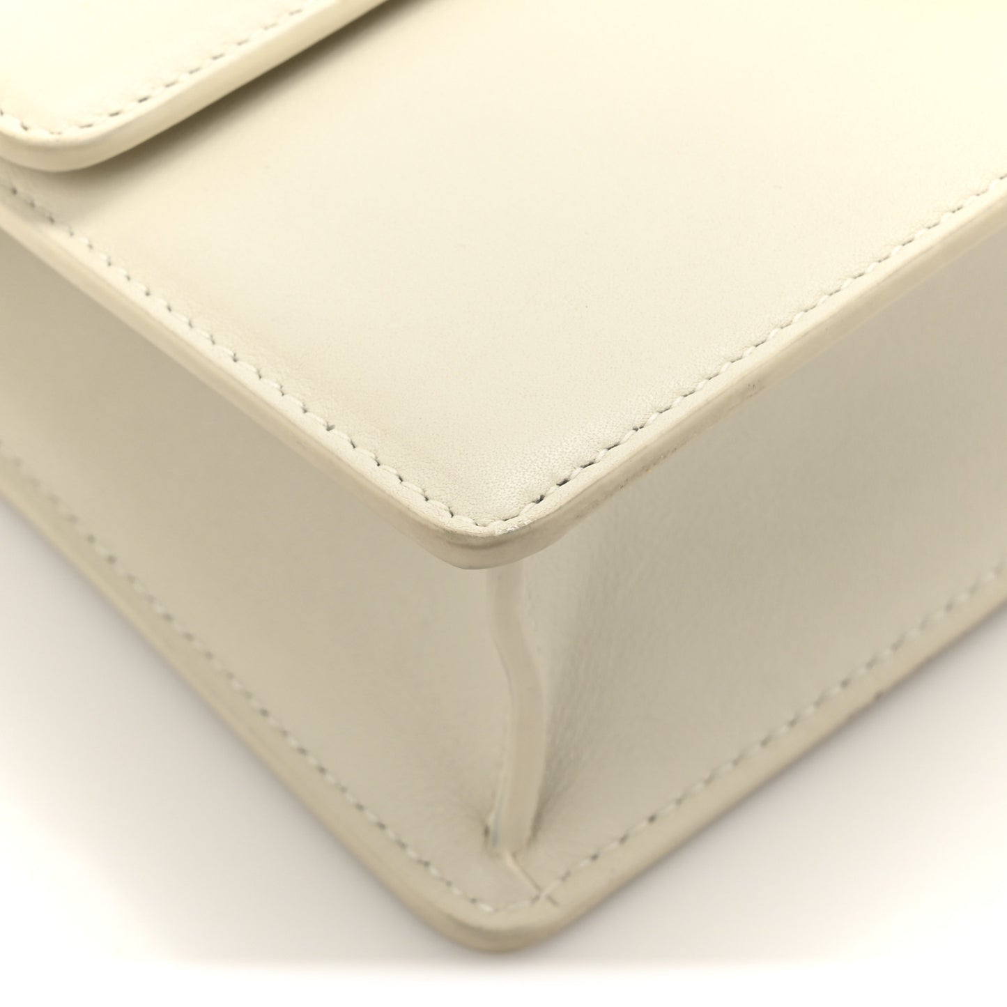 Calfskin 30 Montaigne East West Chain Flap Bag Off White
