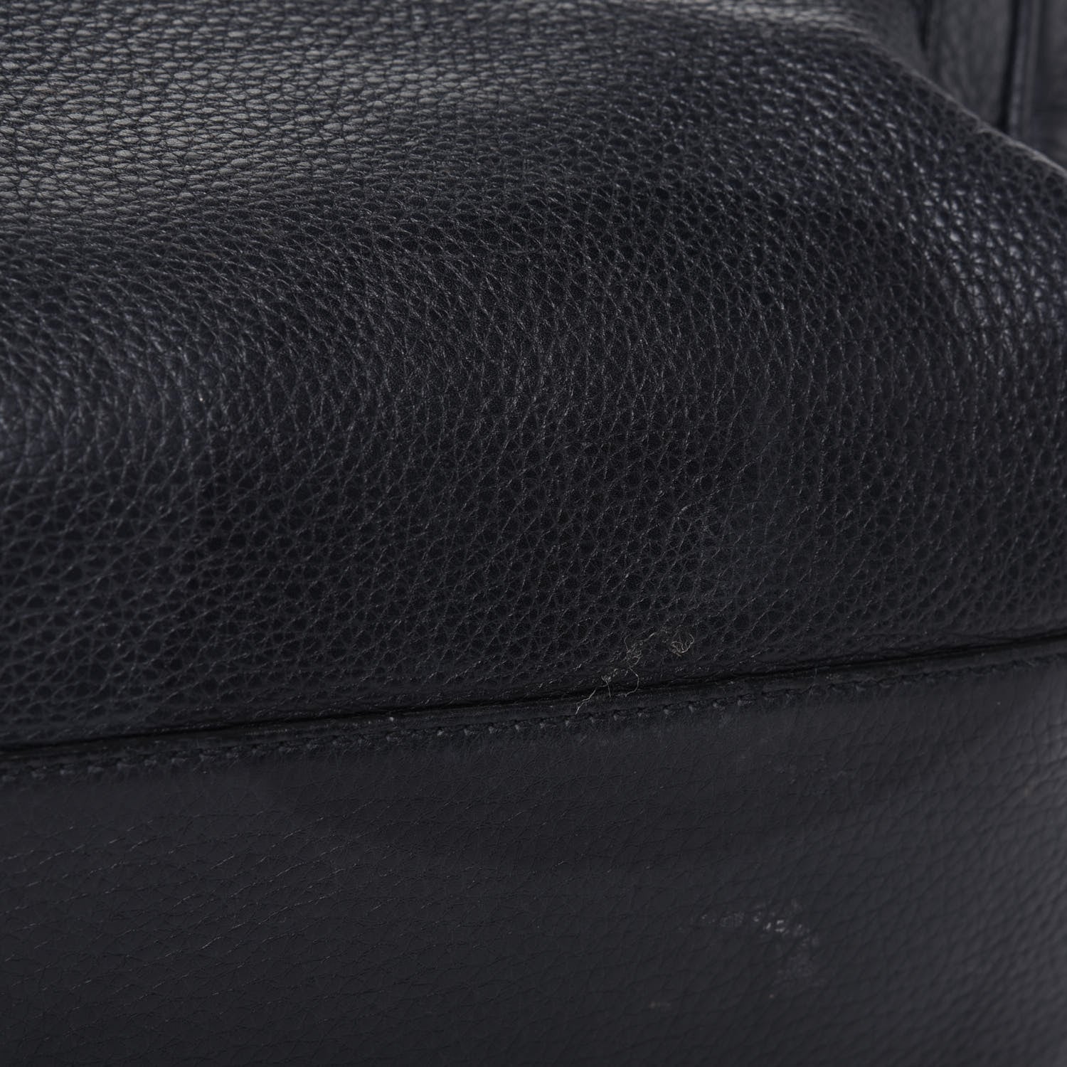 Gucci Pebbled Calfskin Medium Soho Boston Black 25 of 33