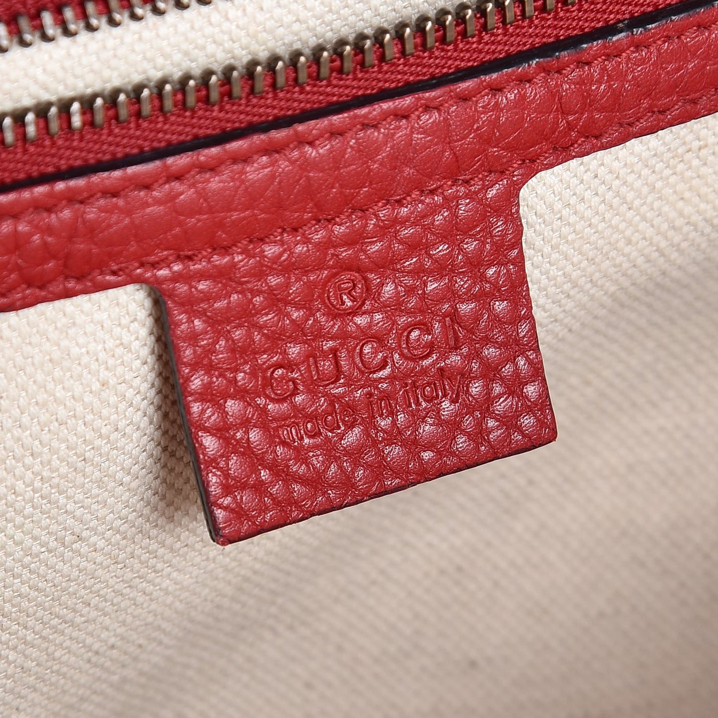 Calfskin Medium GG Marmont Top Handle Bag Vulcanic Red