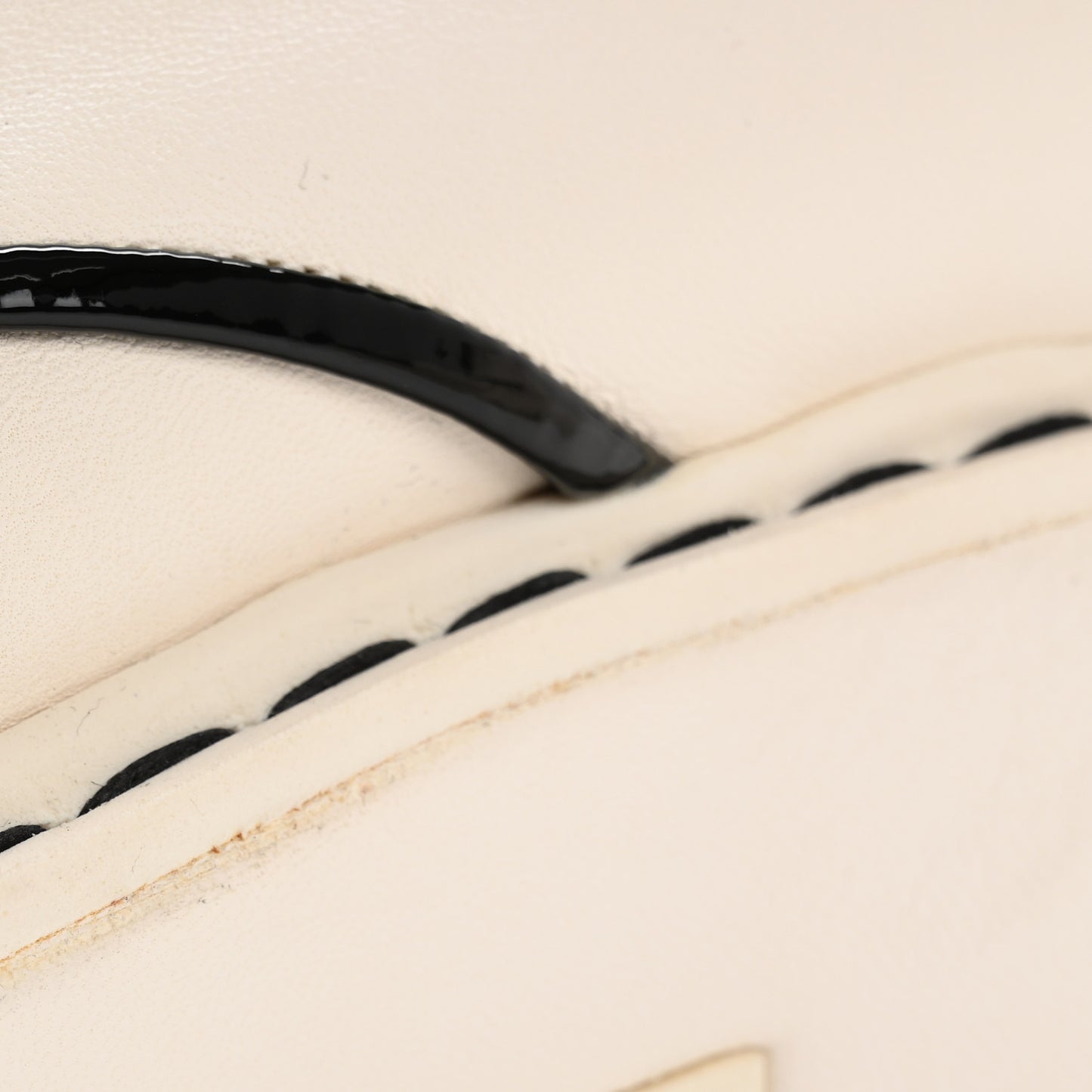 Lambskin Patent CC Cap Toe Pearl Short Boots 36.5 White Black