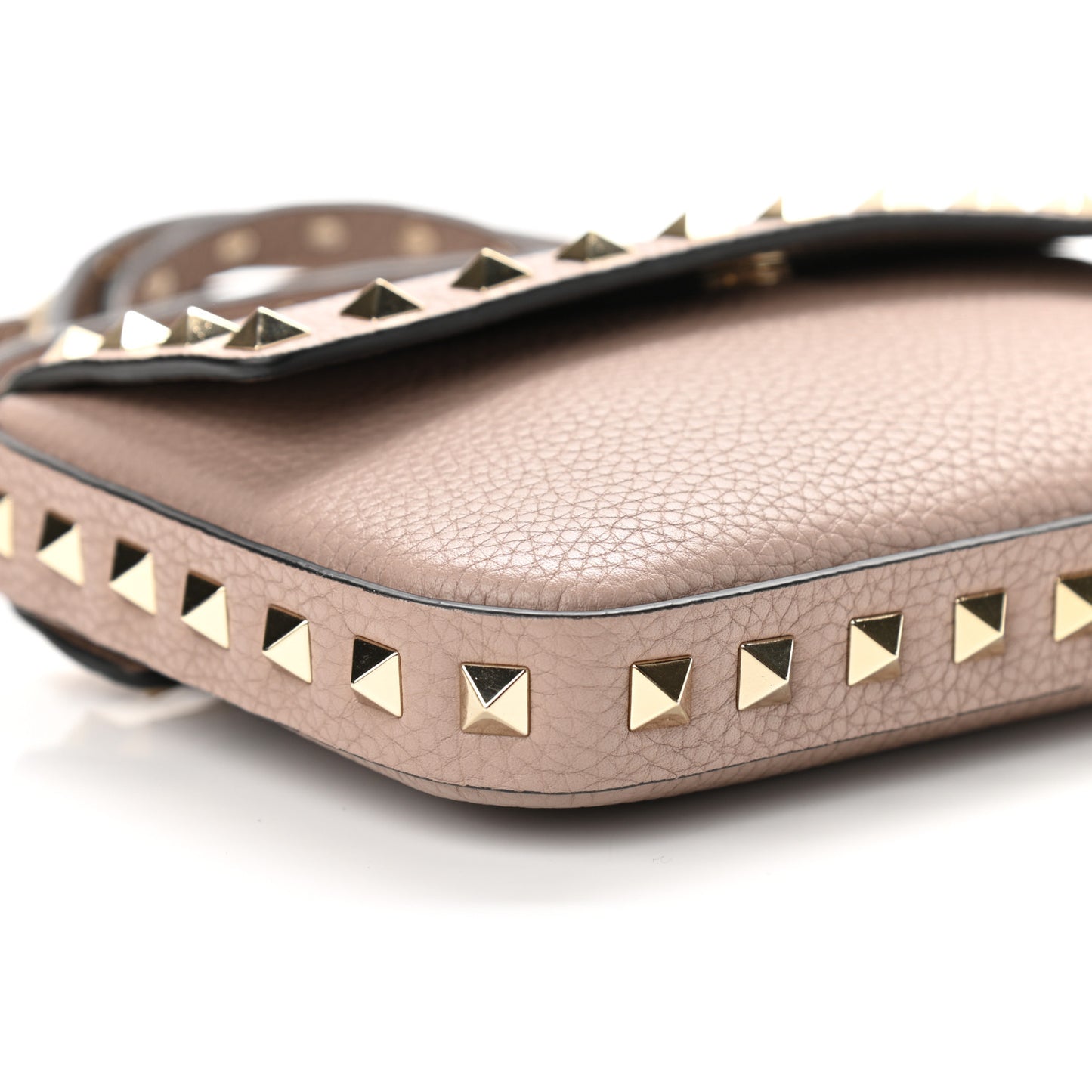Grainy Calfskin Rockstud Crossbody Pouch Poudre