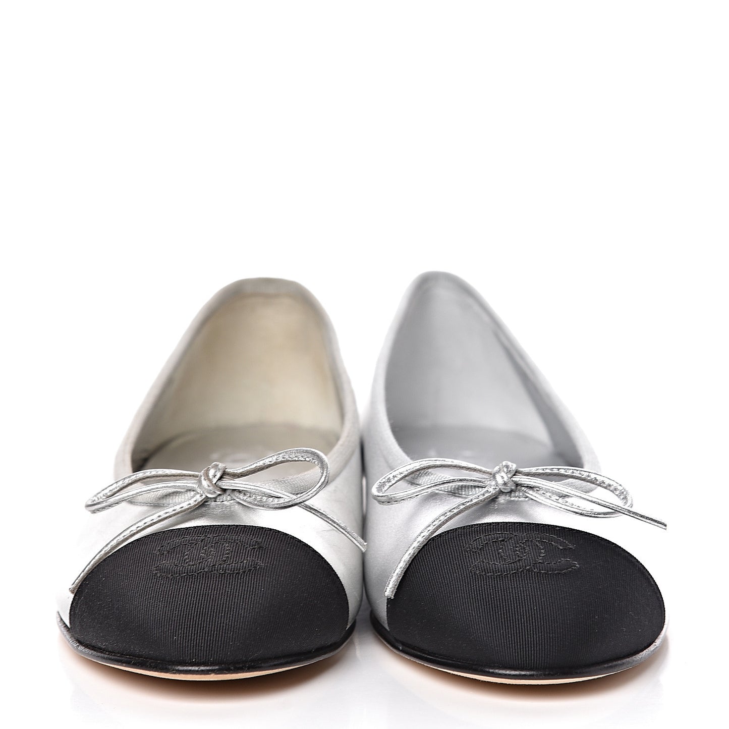 Laminated Lambskin Grosgrain Cap Toe CC Ballerina Flats 36 Silver Black