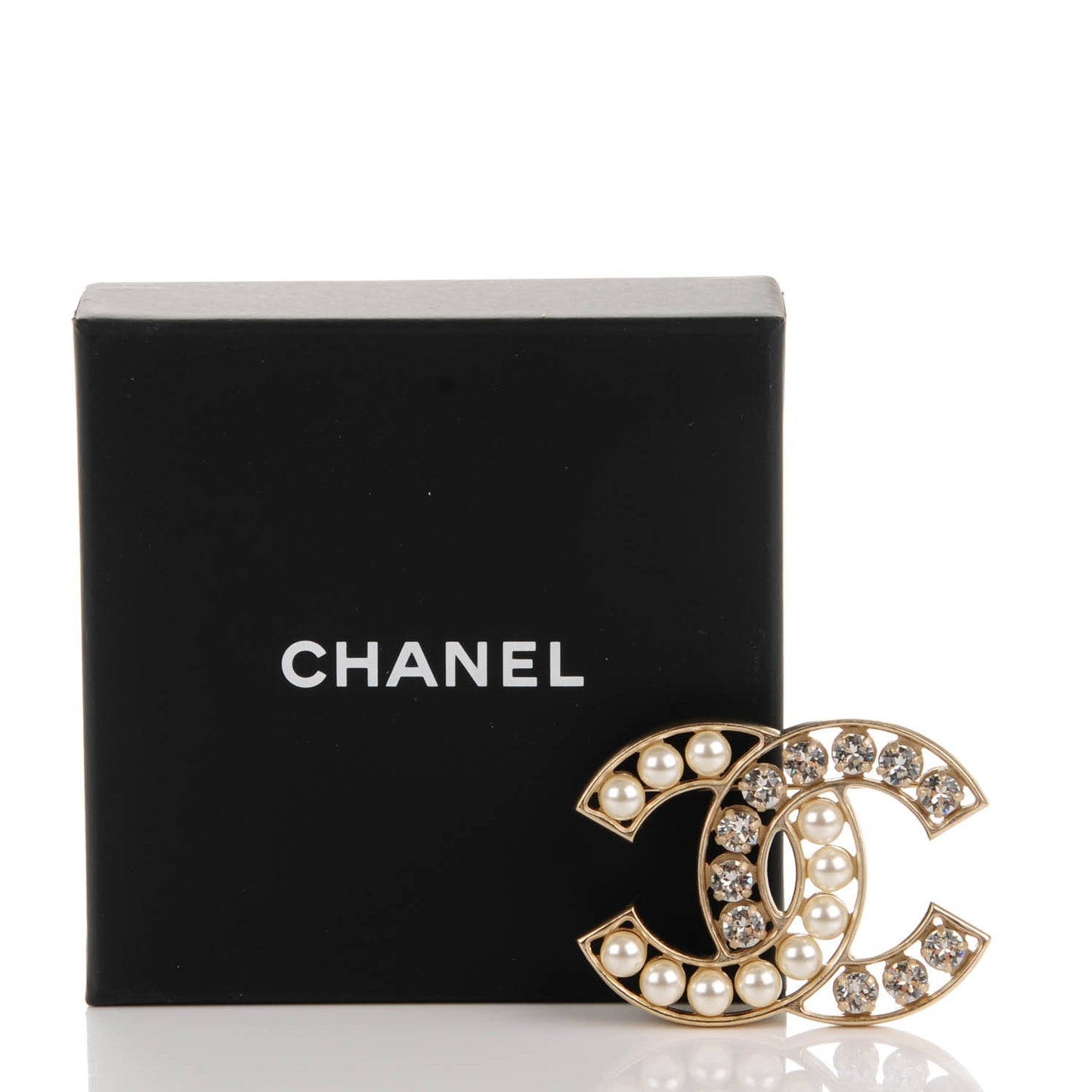 Pearl Crystal CC Brooch Gold
