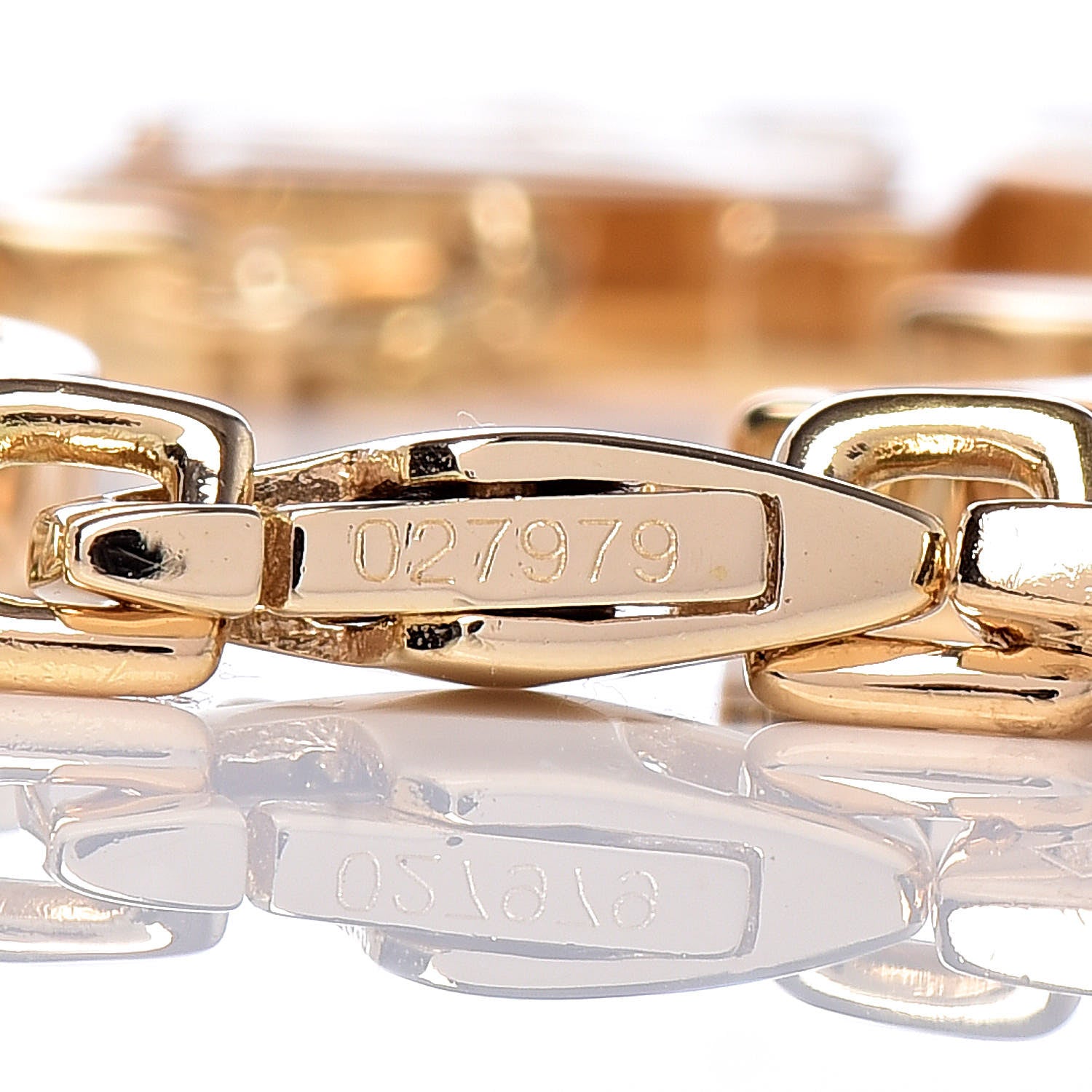 Louis Vuitton 18K Yellow Gold Monogram Bracelet 5 of 8