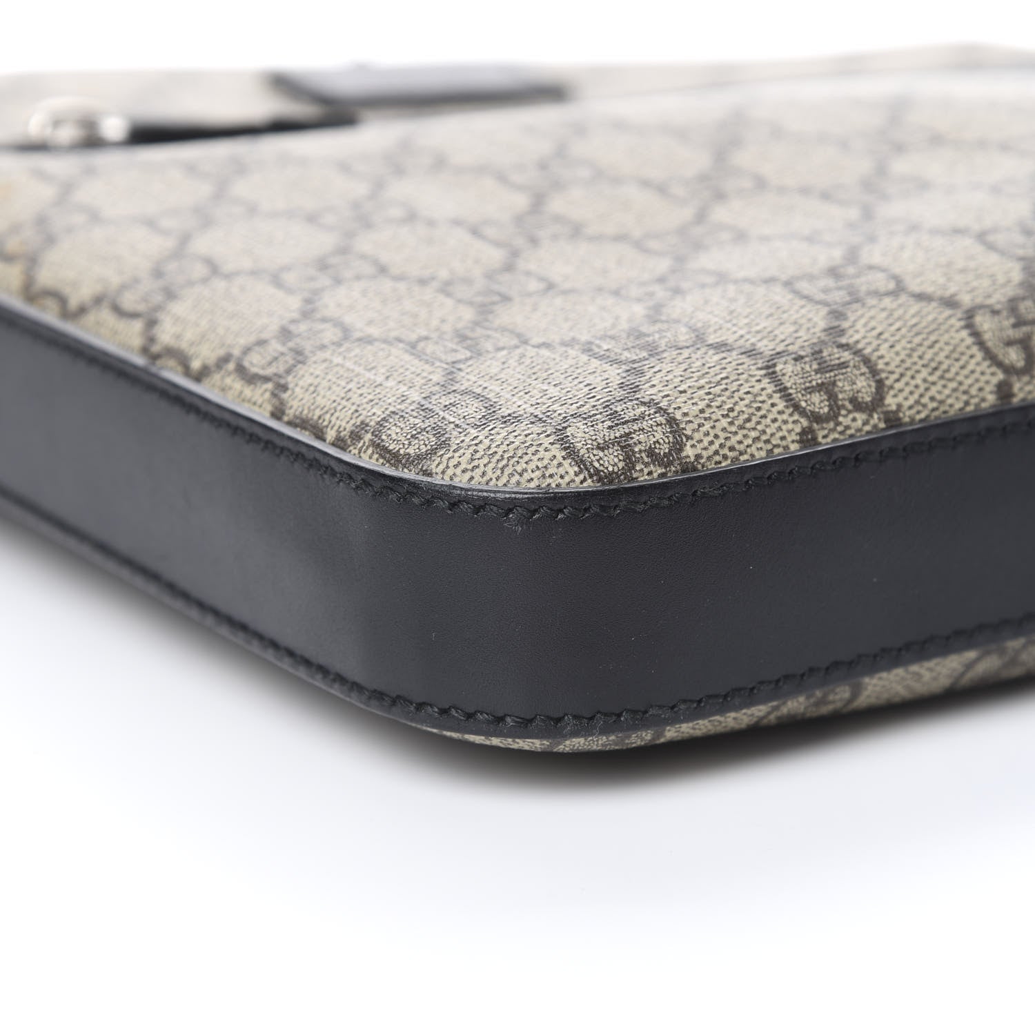 Gucci GG Supreme Monogram Flat Messenger Bag Black 9 of 11