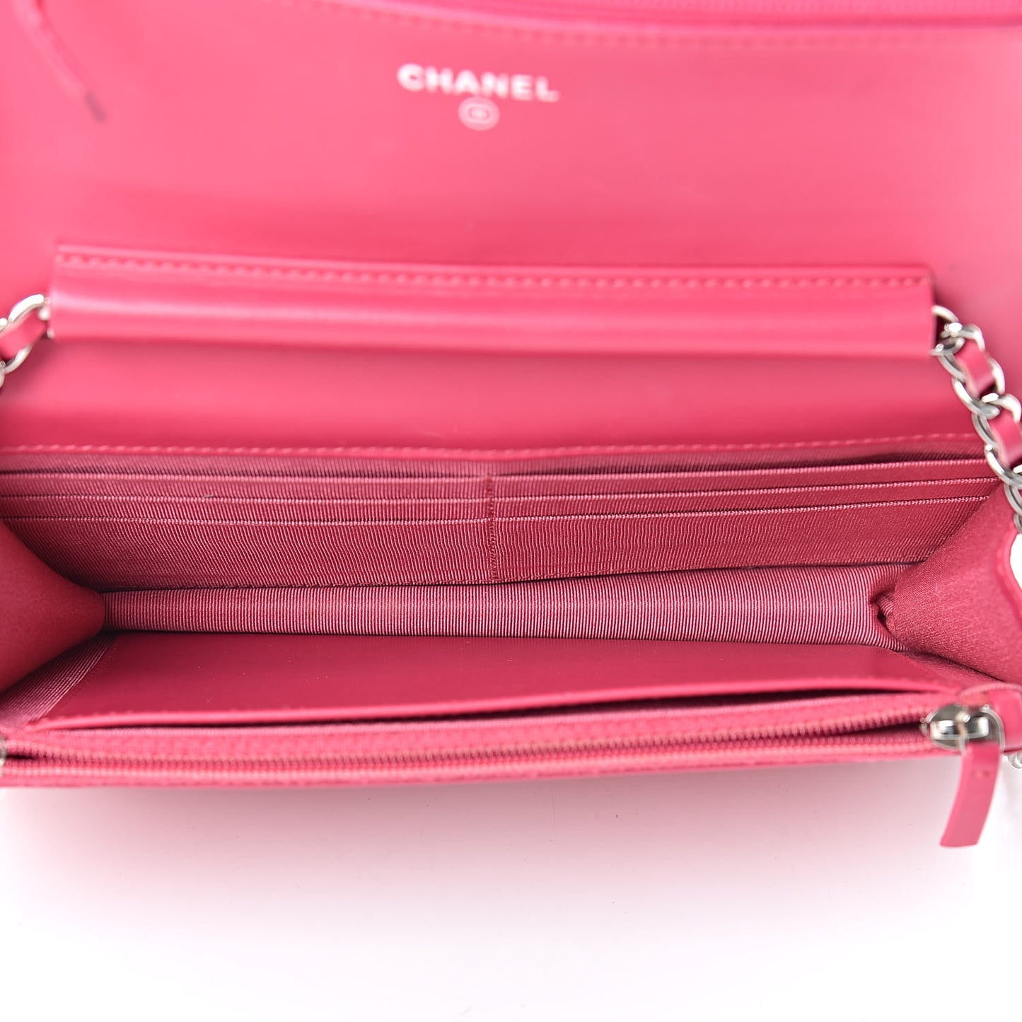 Patent Quilted Wallet On Chain WOC Fuchsia