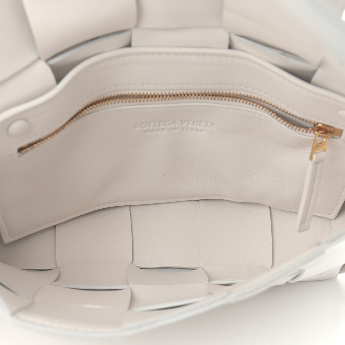 Nappa Maxi Intrecciato Fringed Cassette Crossbody Bag White
