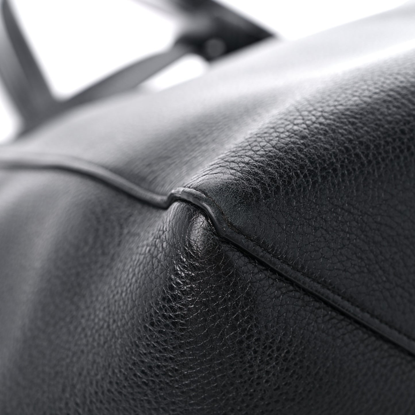 Soft Grained Calfskin Small Belt Cabas Phantom Black