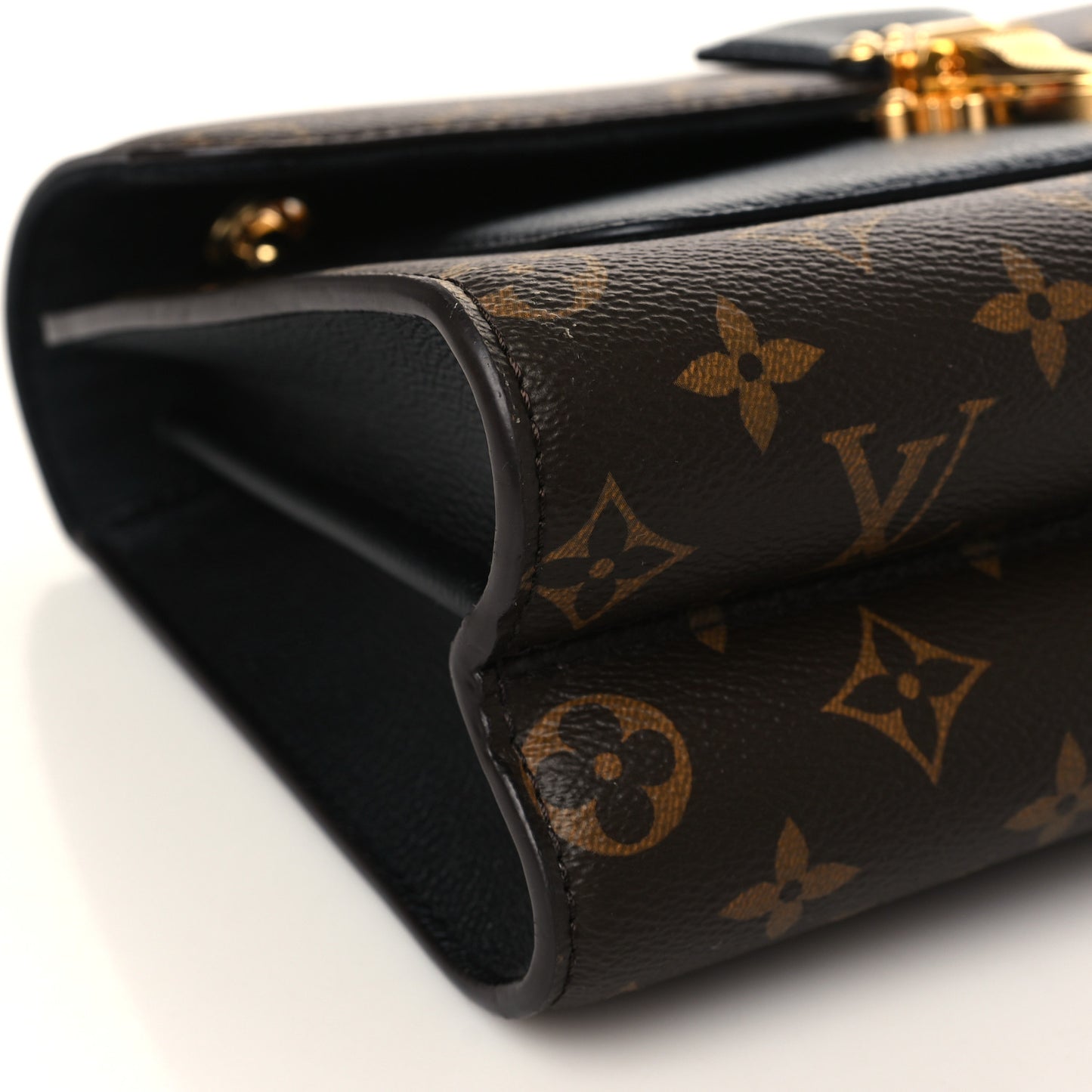 Monogram Victoire Black