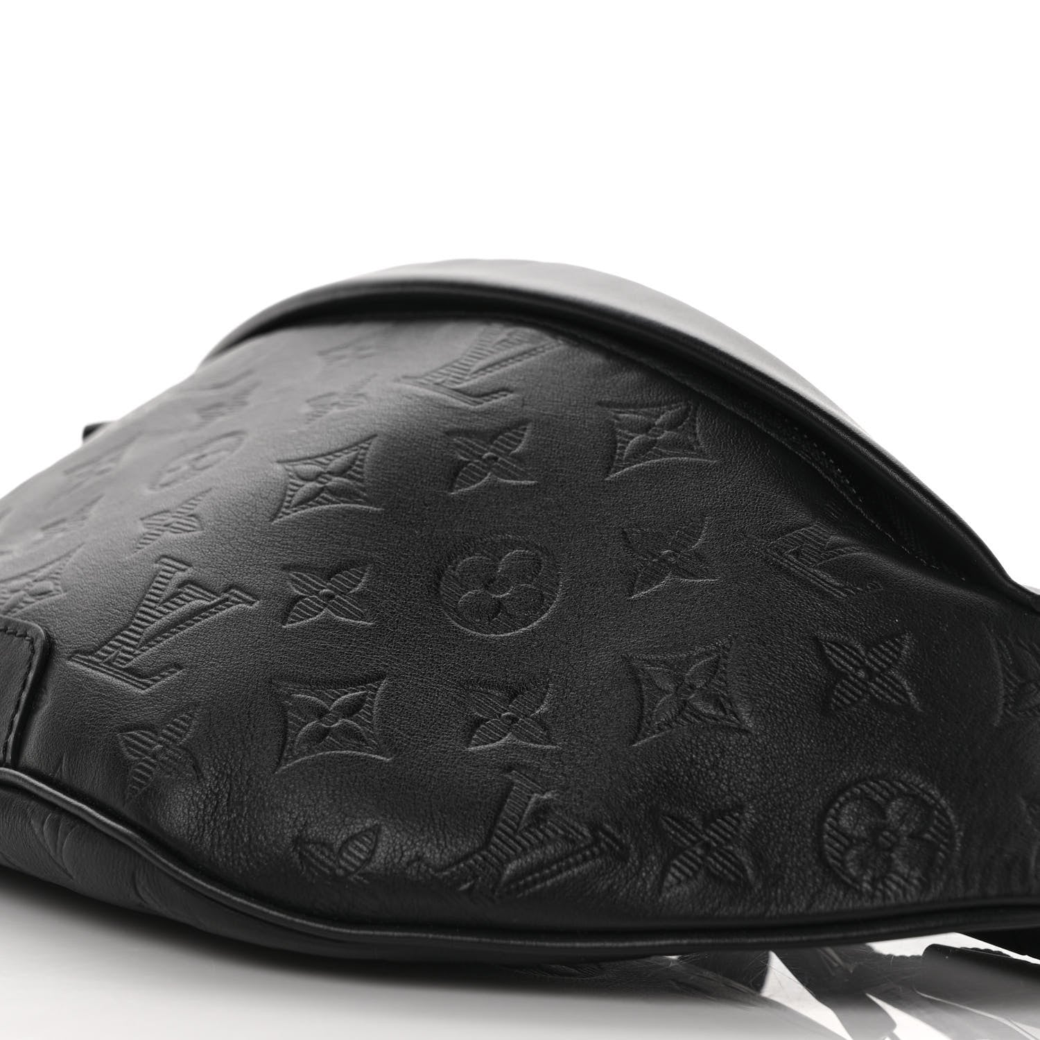 Louis Vuitton Calfskin Monogram Shadow Discovery Bumbag Black 8 of 9