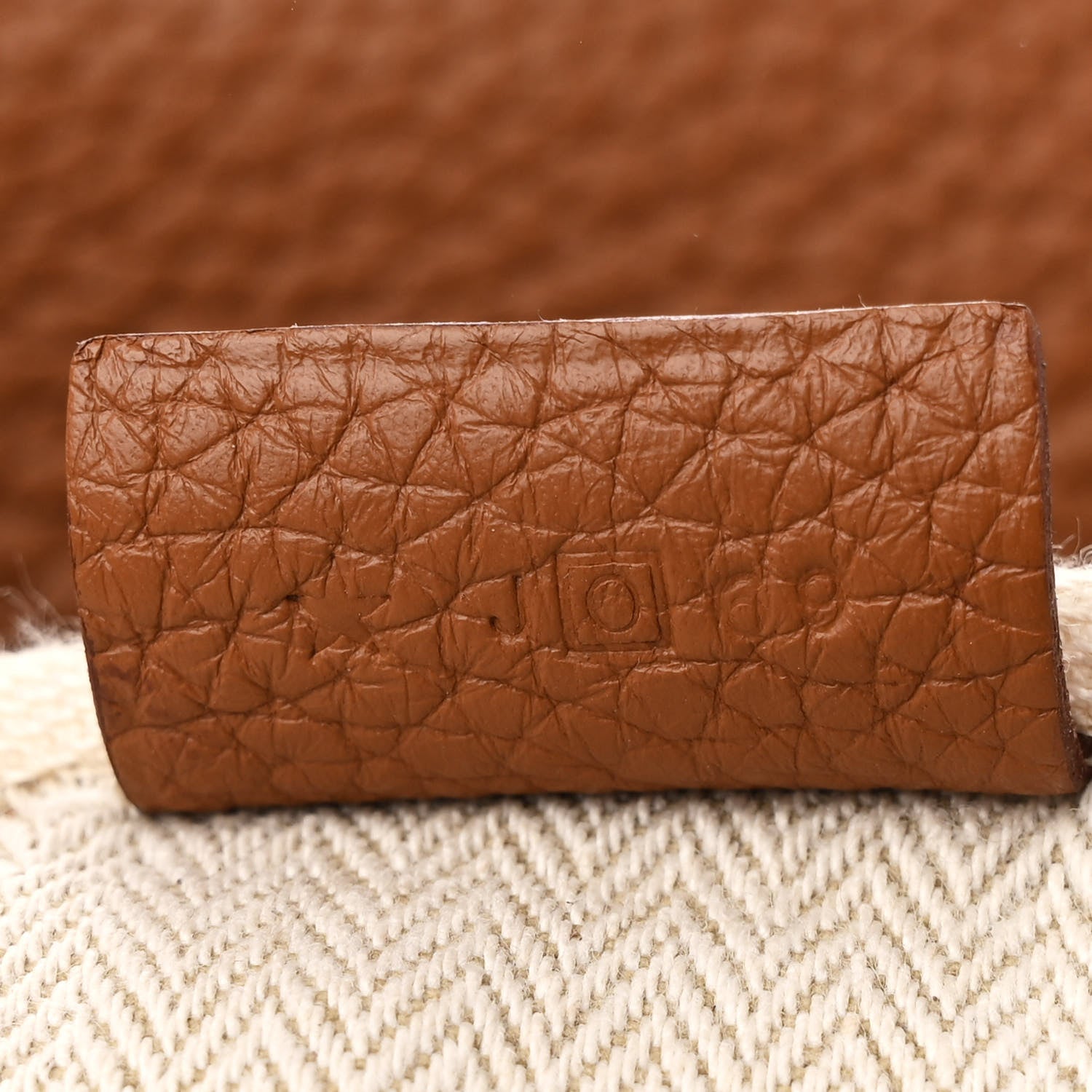Hermes Taurillon Clemence Victoria II 35 Gold 7 of 10
