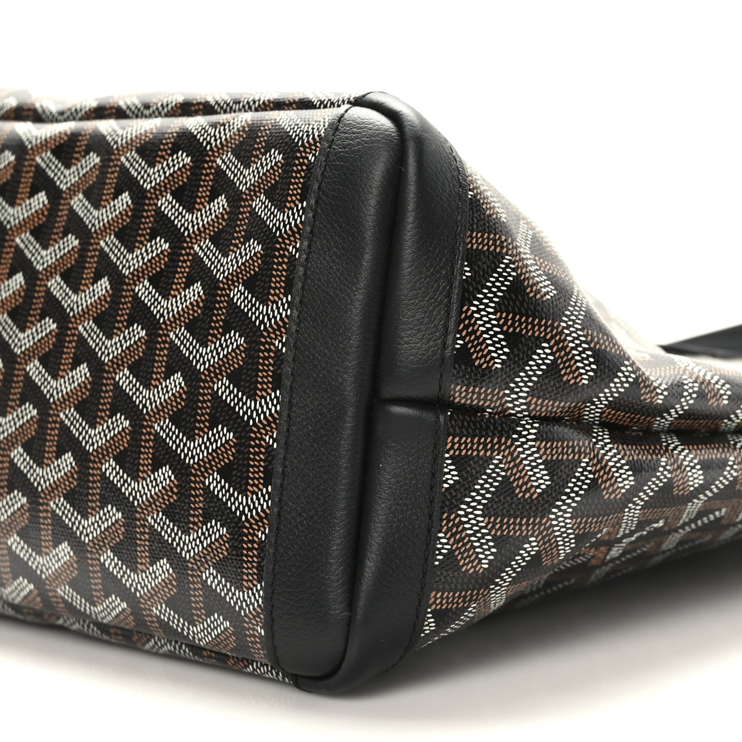 Goyardine Artois PM Black