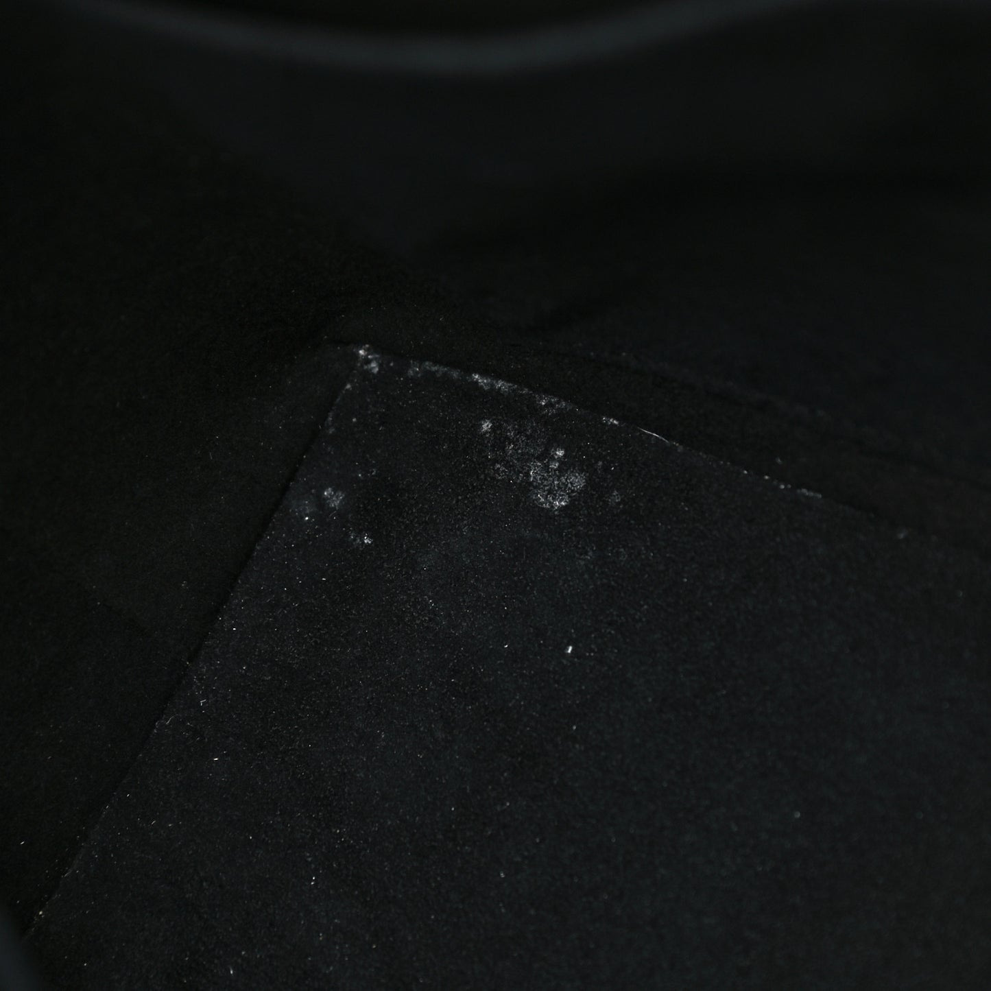 Monogram V Tote MM Black