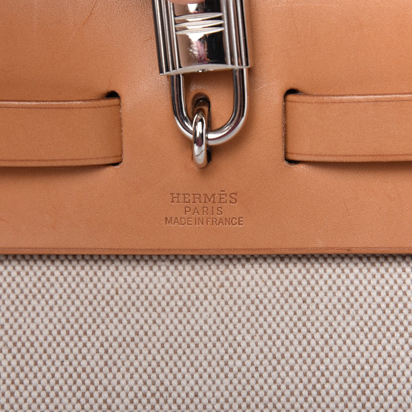 Toile Vache Calfskin Herbag 30 PM Black Natural