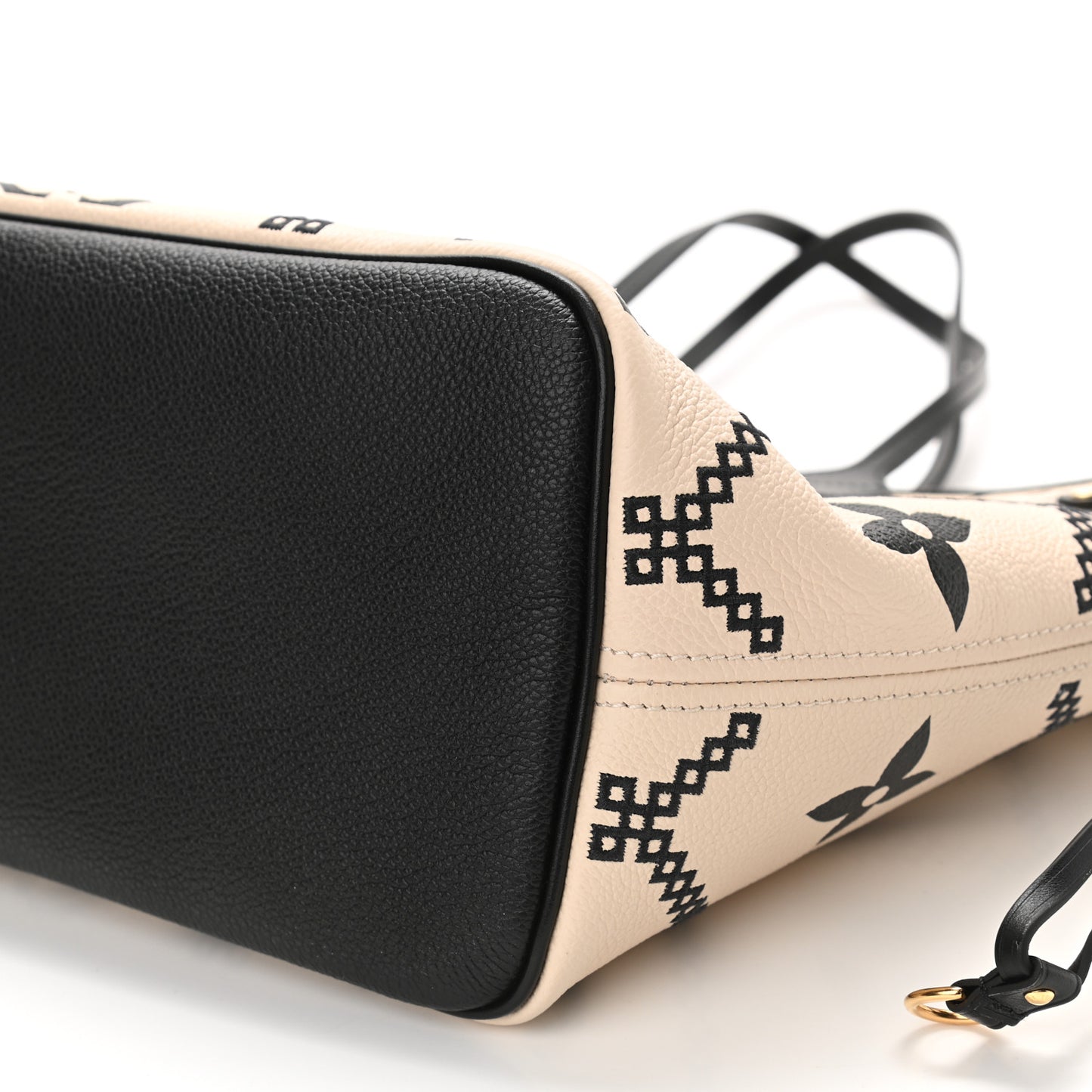 Empreinte Monogram Giant Broderies Neverfull MM Cream Black