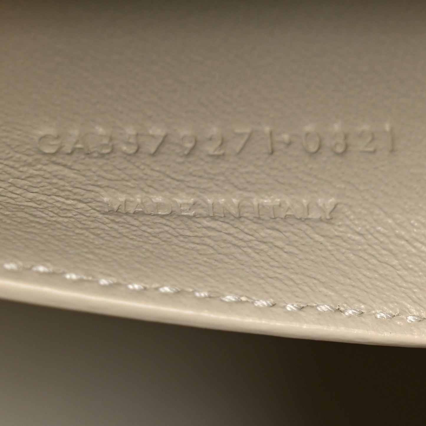 Smooth Calfskin Manhattan Shoulder Bag Ivory