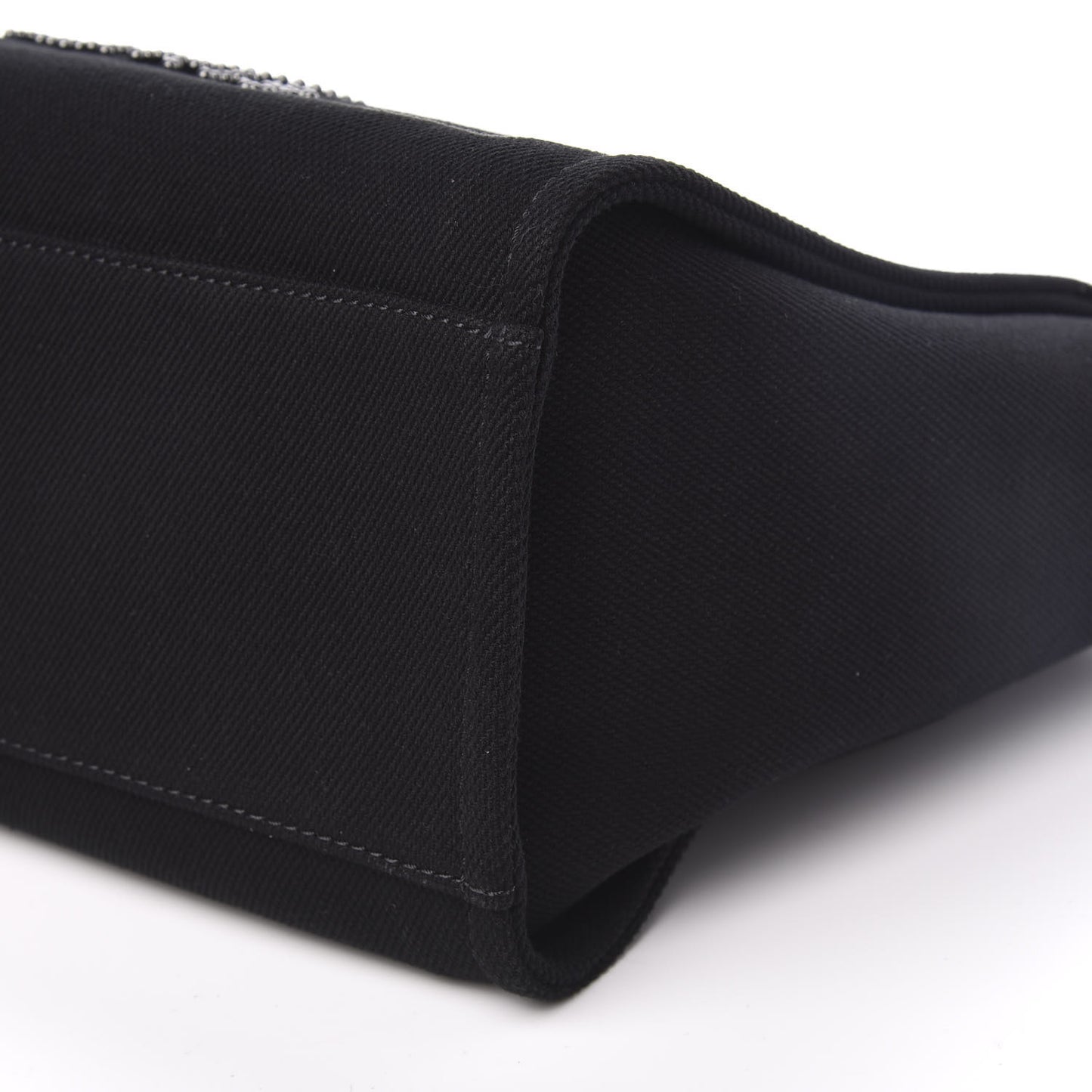 Canvas Pearl Medium Deauville Tote Black