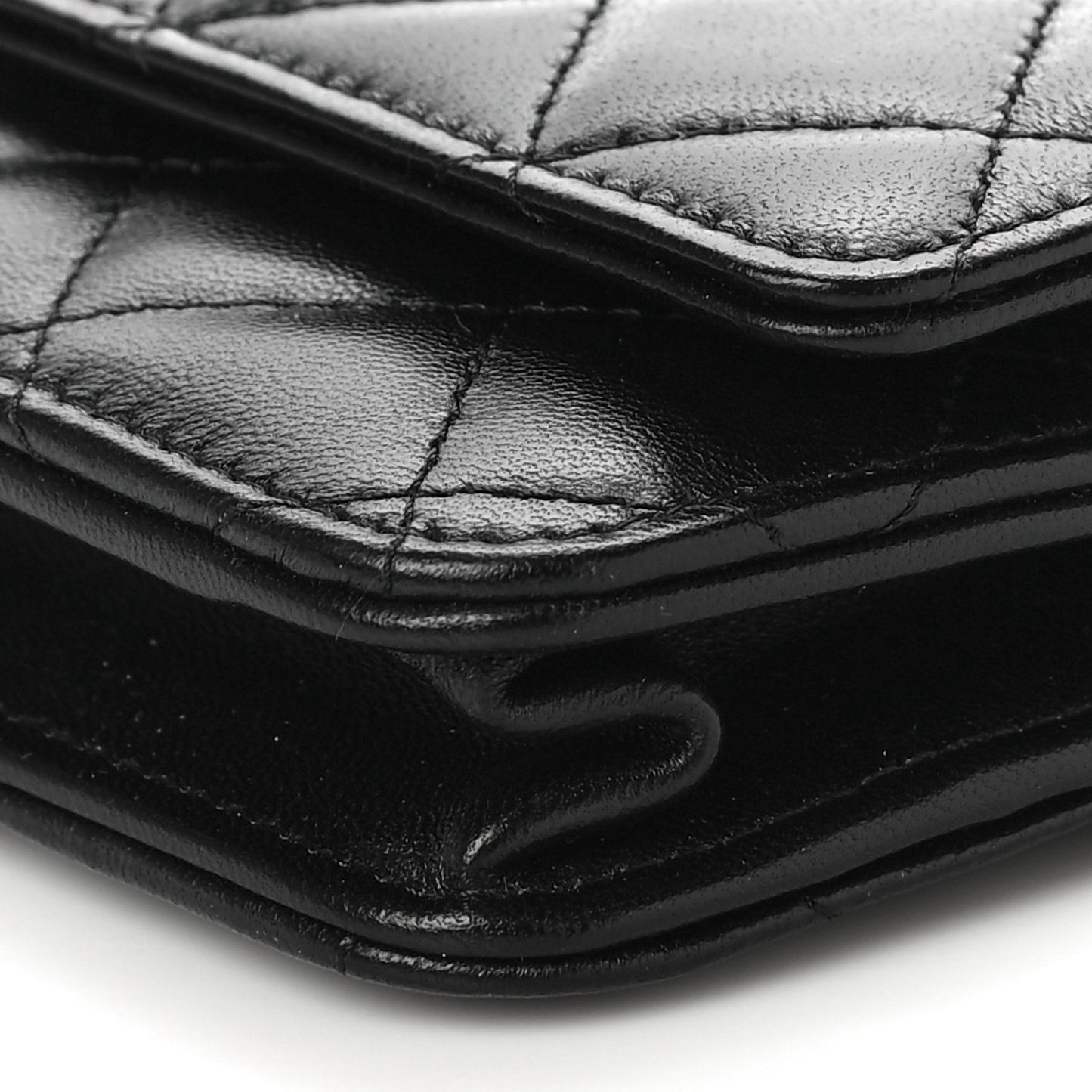 Lambskin Quilted CC Pearl Crush Wallet on Chain WOC Black