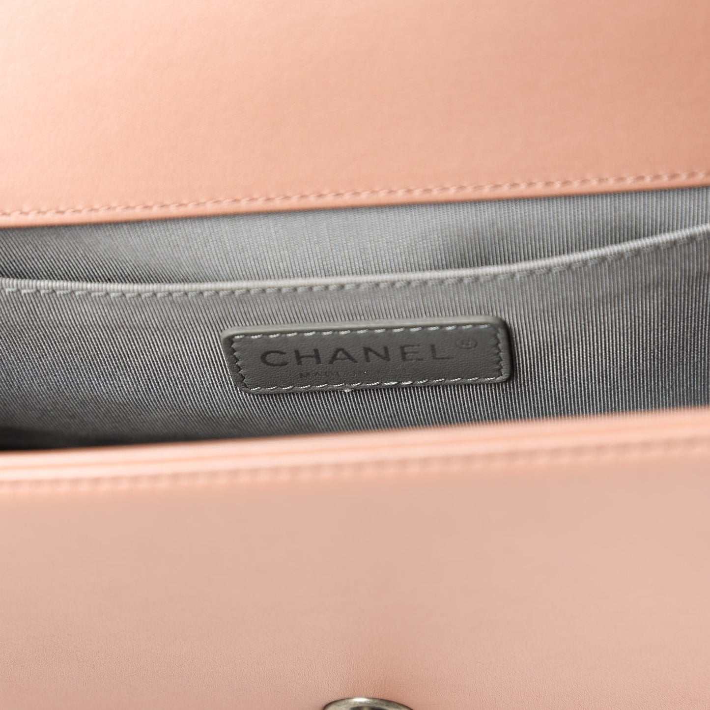 Lambskin Quilted Medium Boy Flap Light Pink