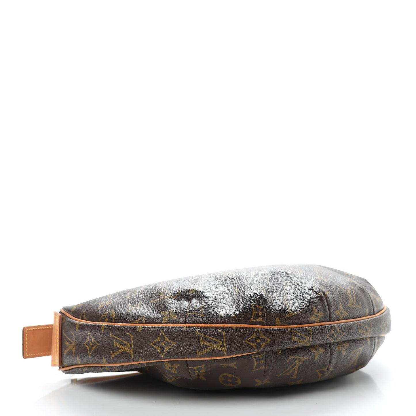 Monogram Croissant MM