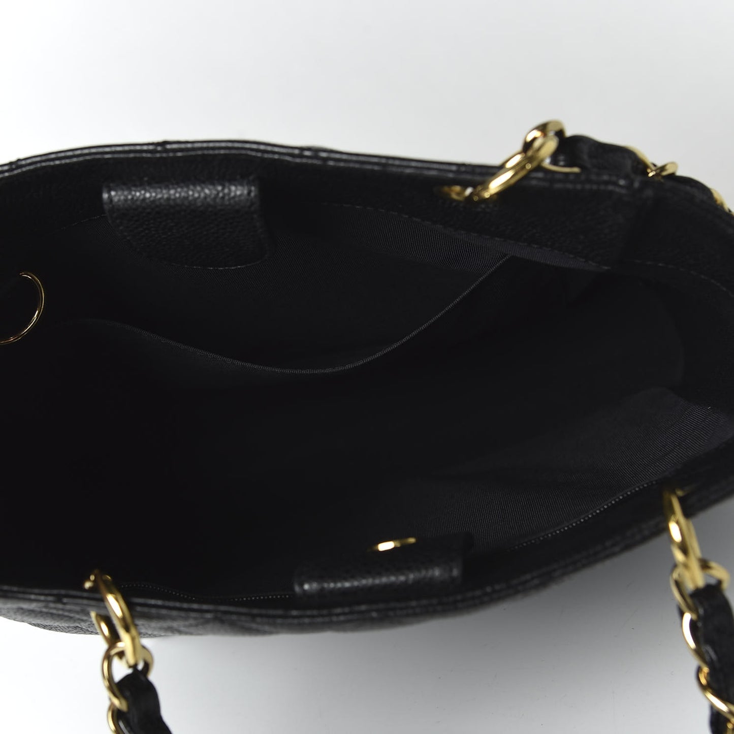 Caviar Quilted Petit Shopping Tote PST Black