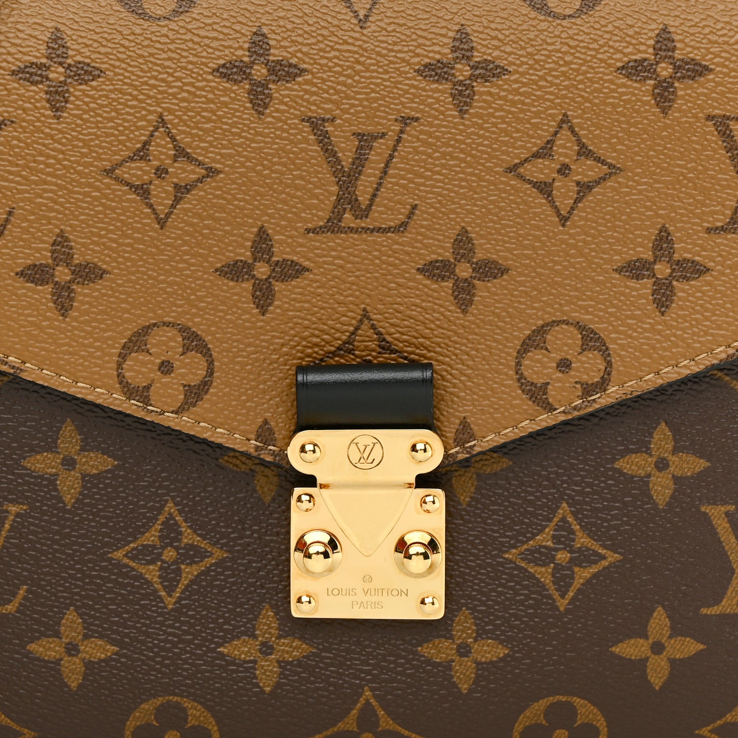 Reverse Monogram Pochette Metis