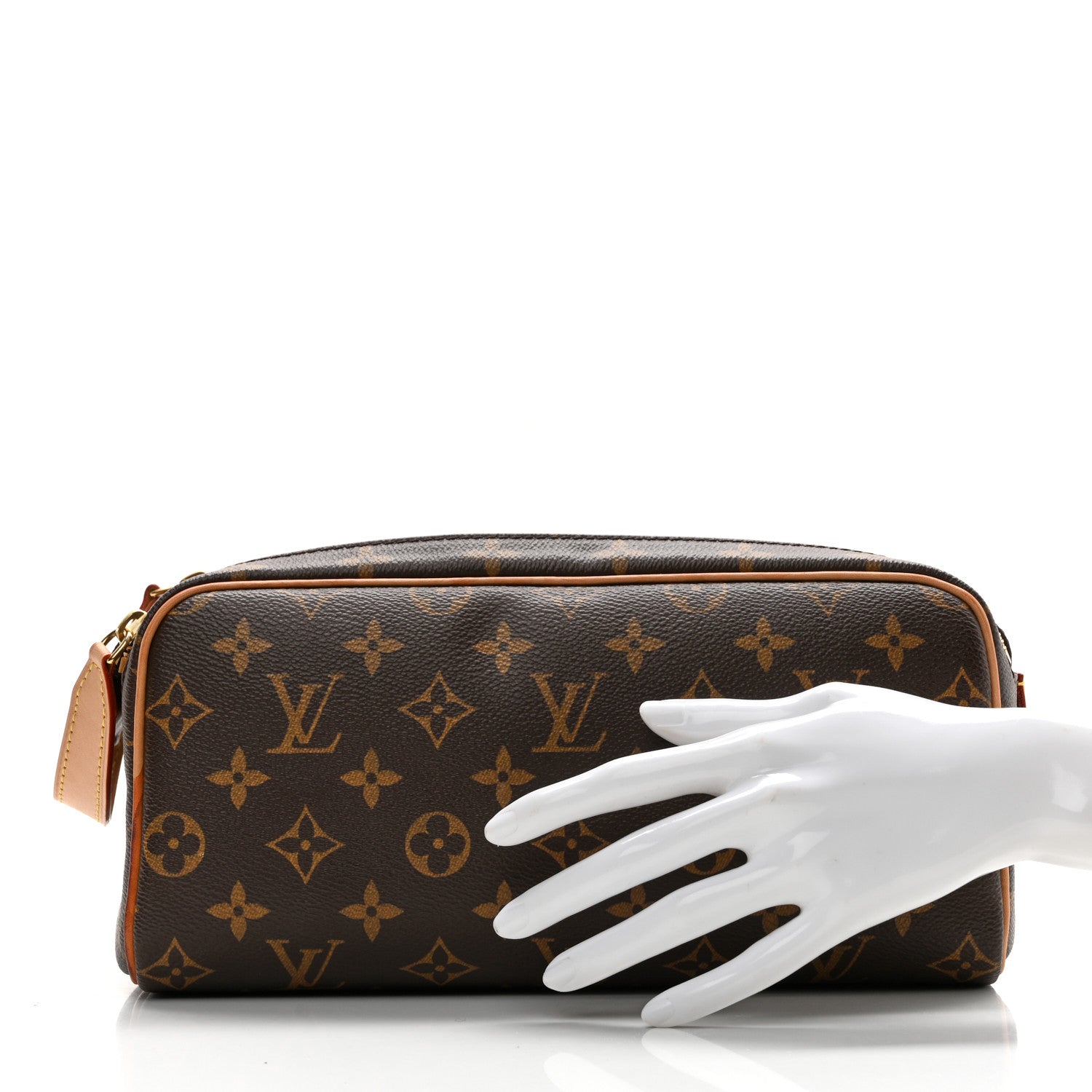 Louis Vuitton Monogram Dopp Kit Toilet Pouch 2 of 8