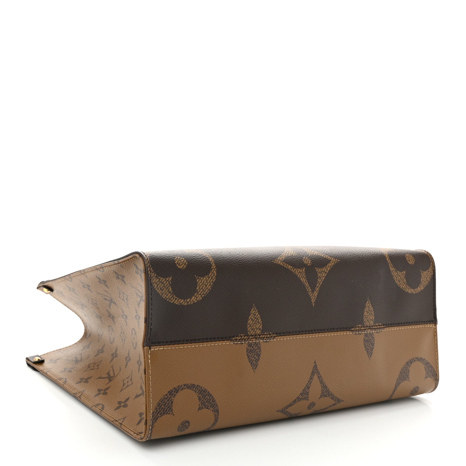 Louis Vuitton Reverse Monogram Giant Onthego MM 4 of 10