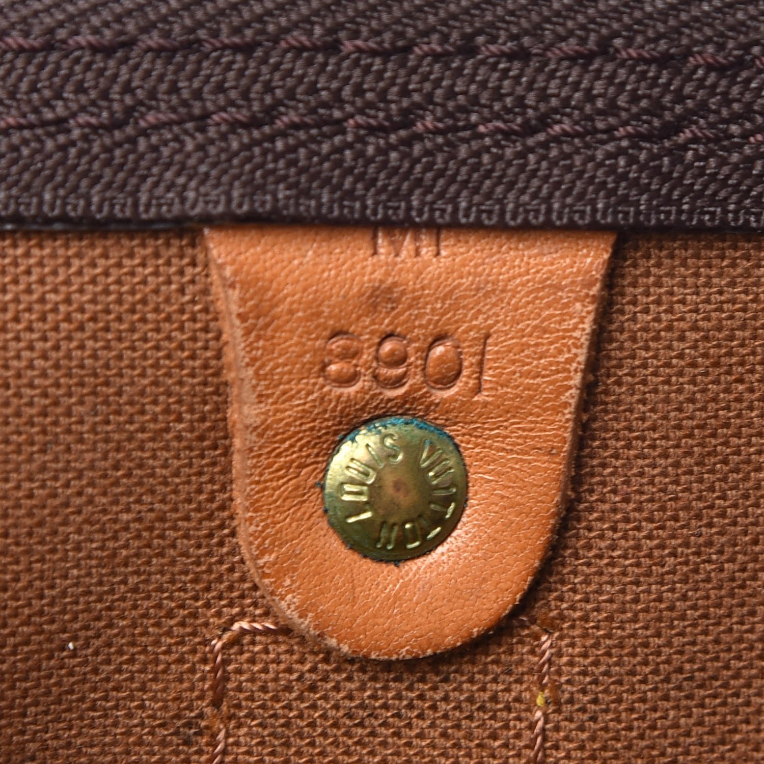 Louis Vuitton Monogram Keepall 55 8 of 24