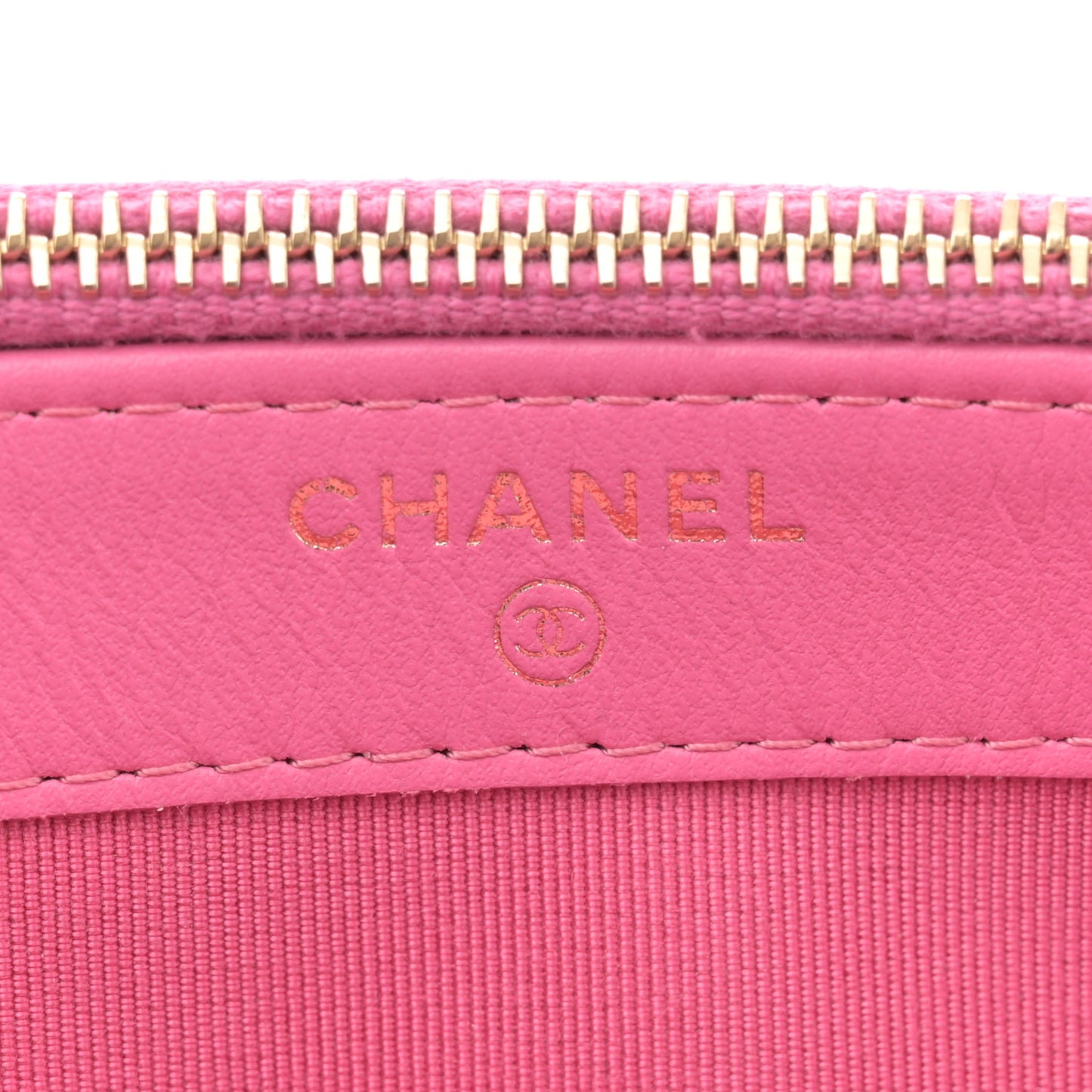 Caviar Quilted Small Clutch With Chain Pink