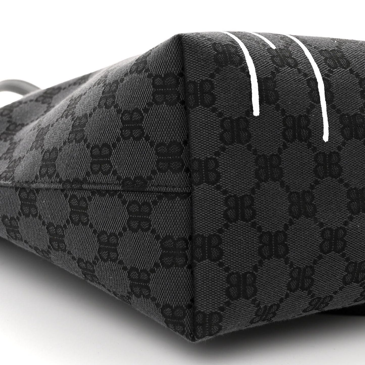 X BALENCIAGA BB Monogram Web Graffiti Medium Ophidia Shopping Tote Black