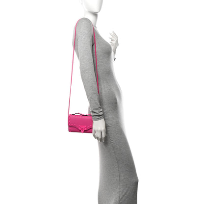 Valentino Garavani Pebbled Calfskin Enamel Monochrome Rockstud Flip Lock Flip Lock Wallet On Chain  Pink PP 2 of 11