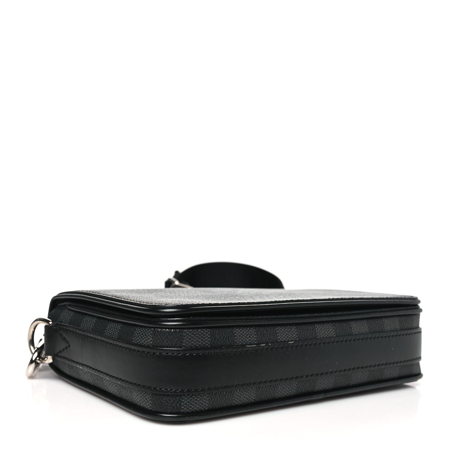 Louis Vuitton Damier Graphite 3D Studio Messenger 4 of 10