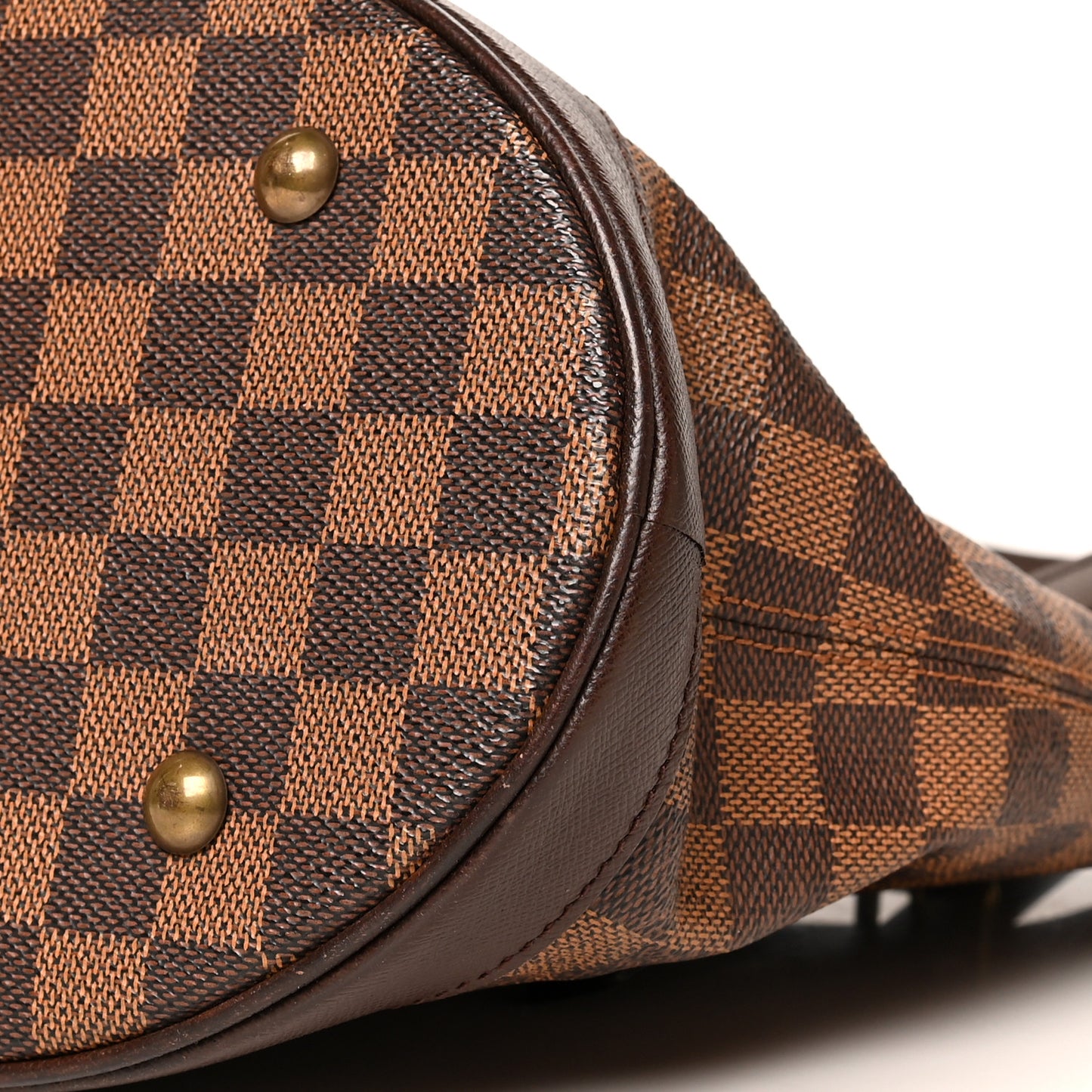 Damier Ebene Marais Bucket 23