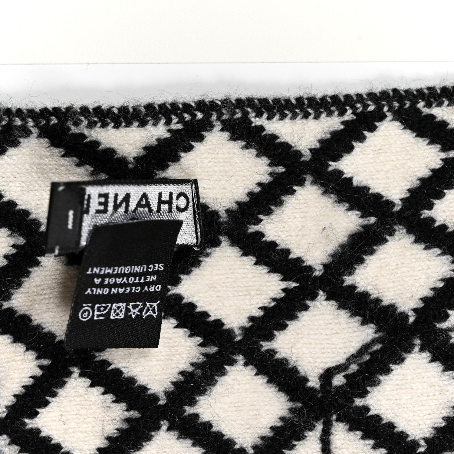 Chanel Cashmere Polyester Silk CC Scarf Black White 5 of 5