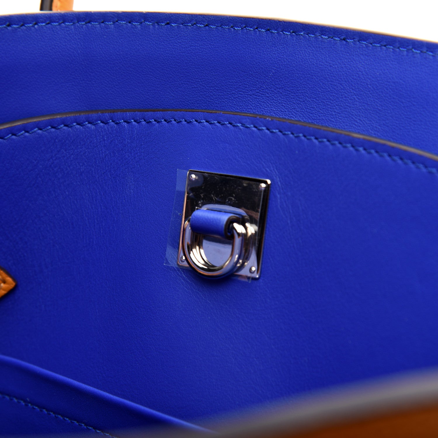 Louis Vuitton Veau Nuage Milla PM Safran 10 of 12