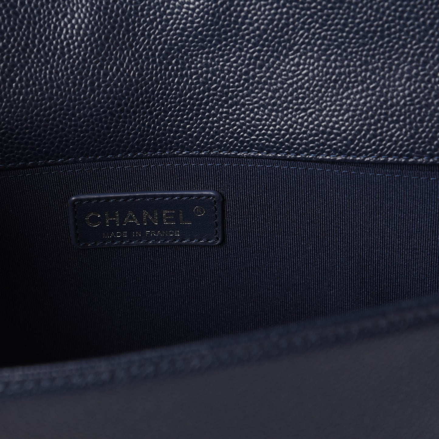 Caviar Quilted Medium Boy Flap Navy