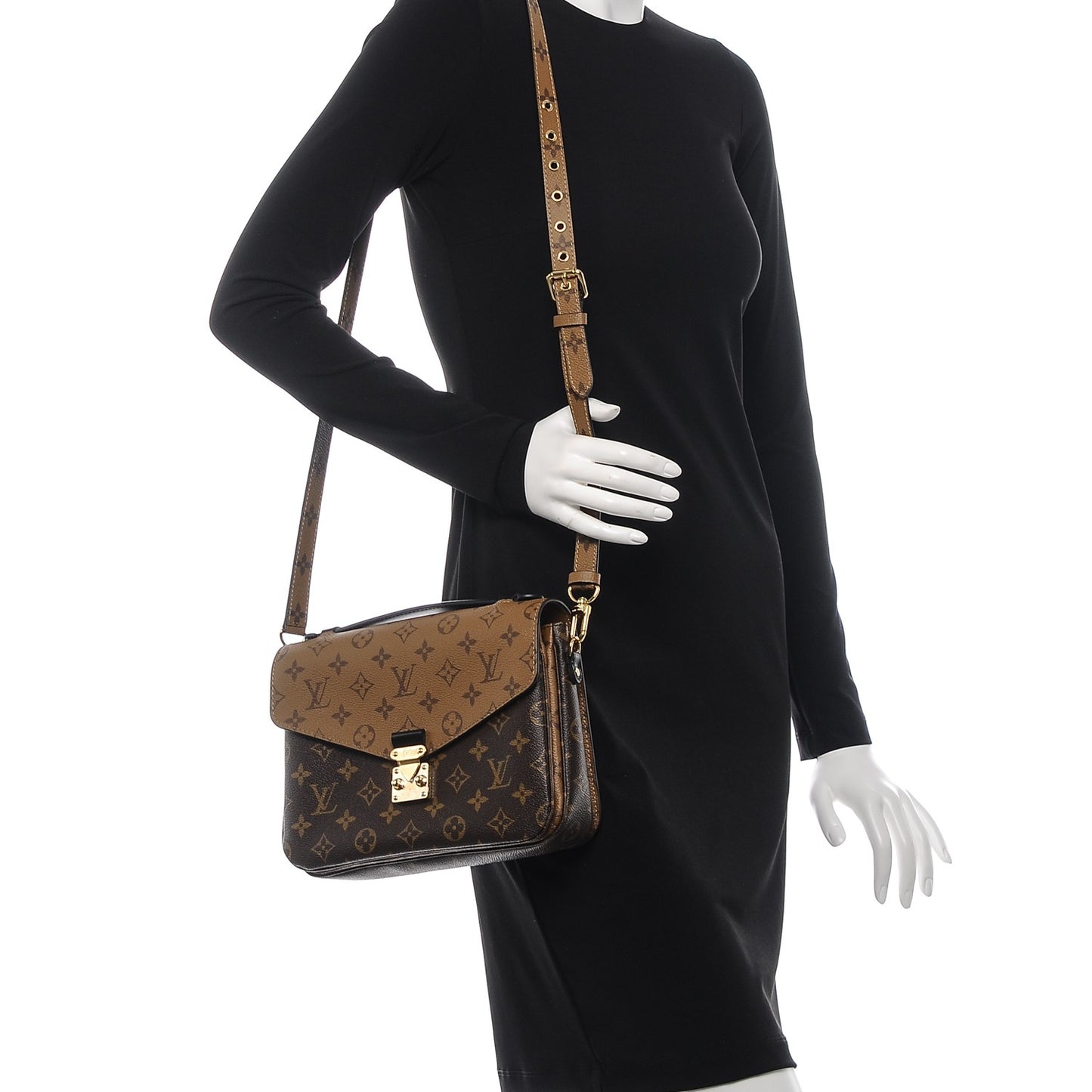 Reverse Monogram Pochette Metis
