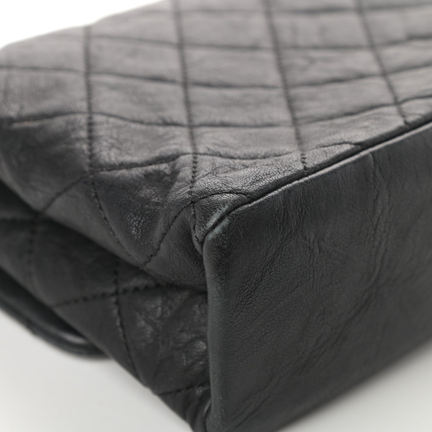 Crumpled Lambskin Quilted Medium Single Flap Black