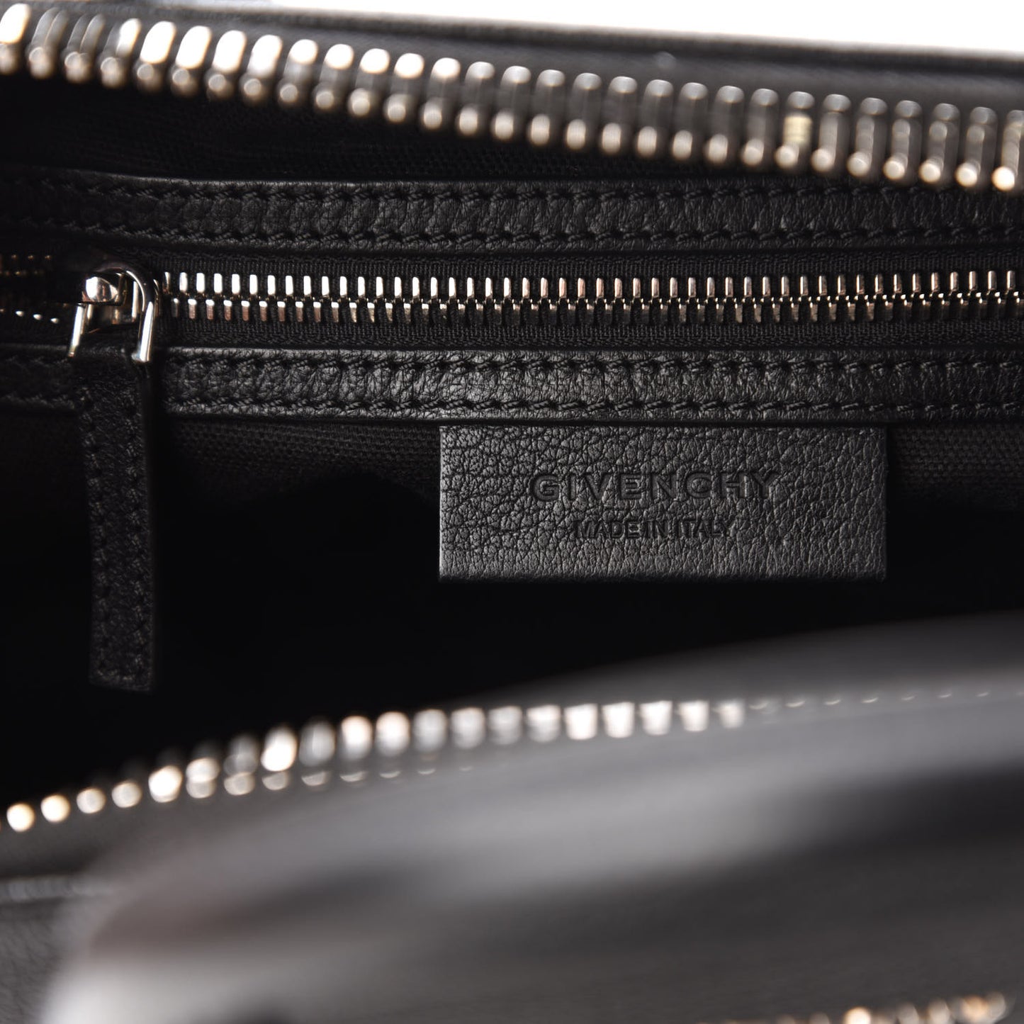 Sugar Goatskin Small Antigona Black