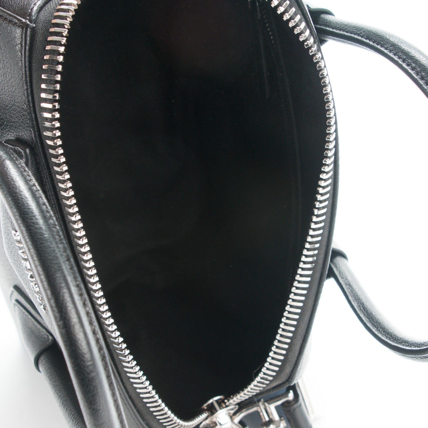 Givenchy Sugar Goatskin Small Antigona Black 7 of 7