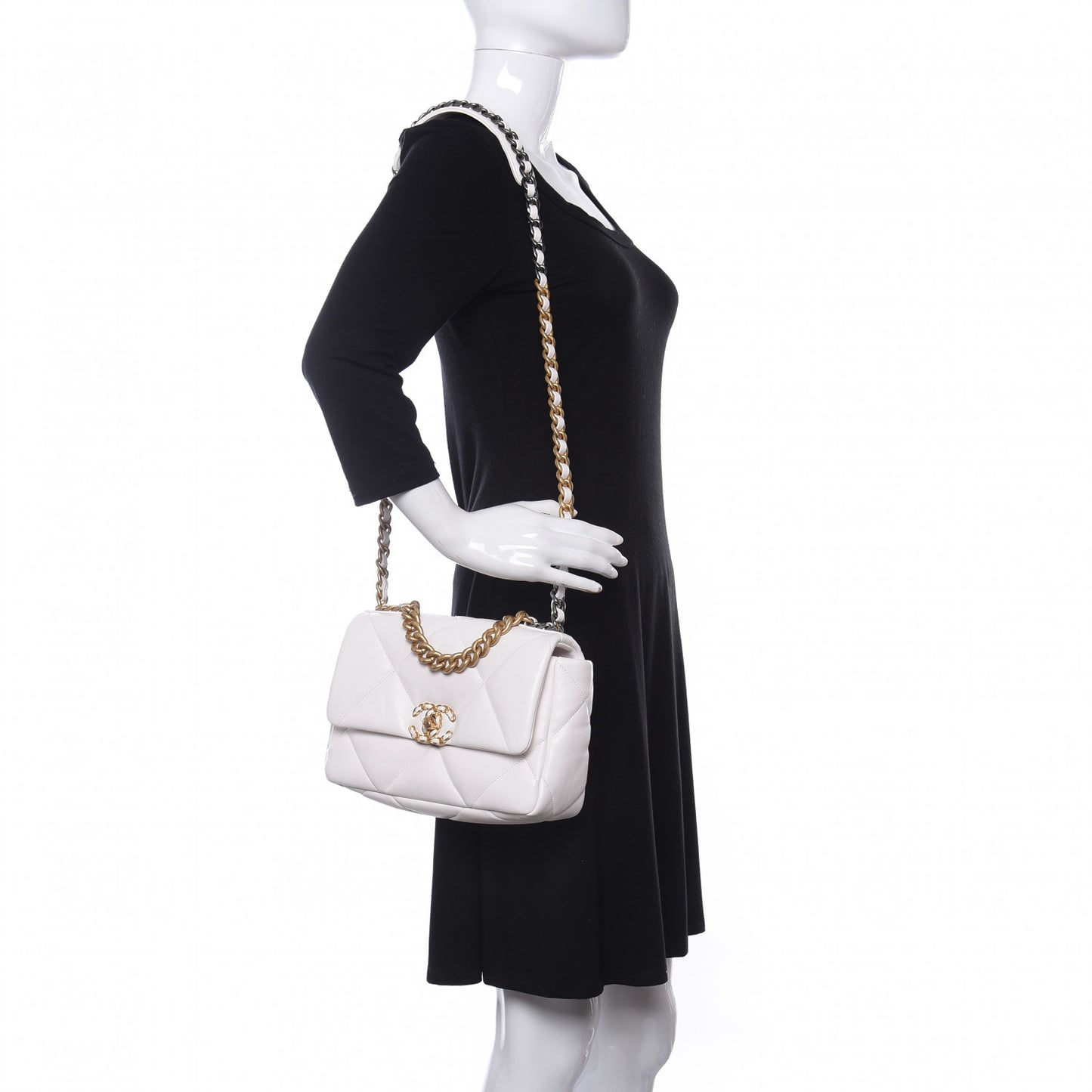 Lambskin Quilted Medium Chanel 19 Flap White