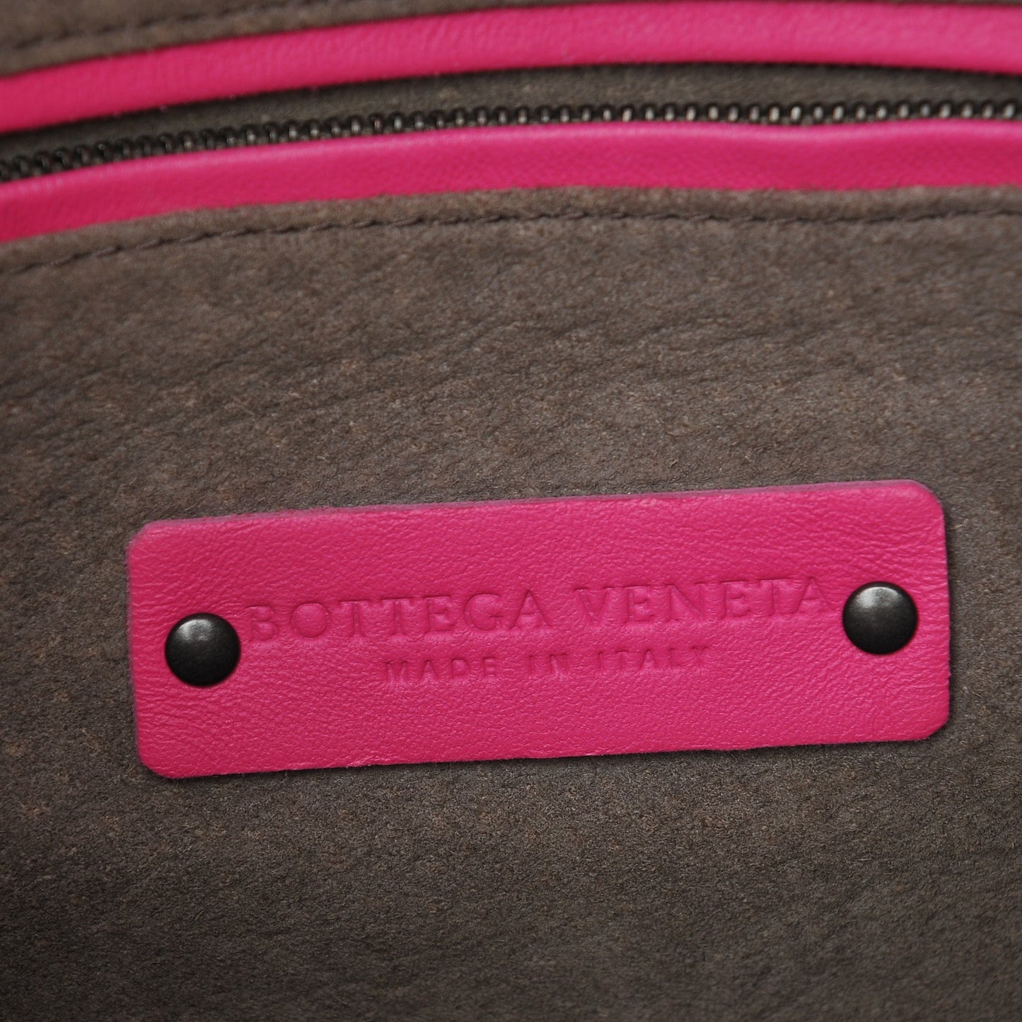 Nappa Intrecciato Large Veneta Hobo Fuchsia