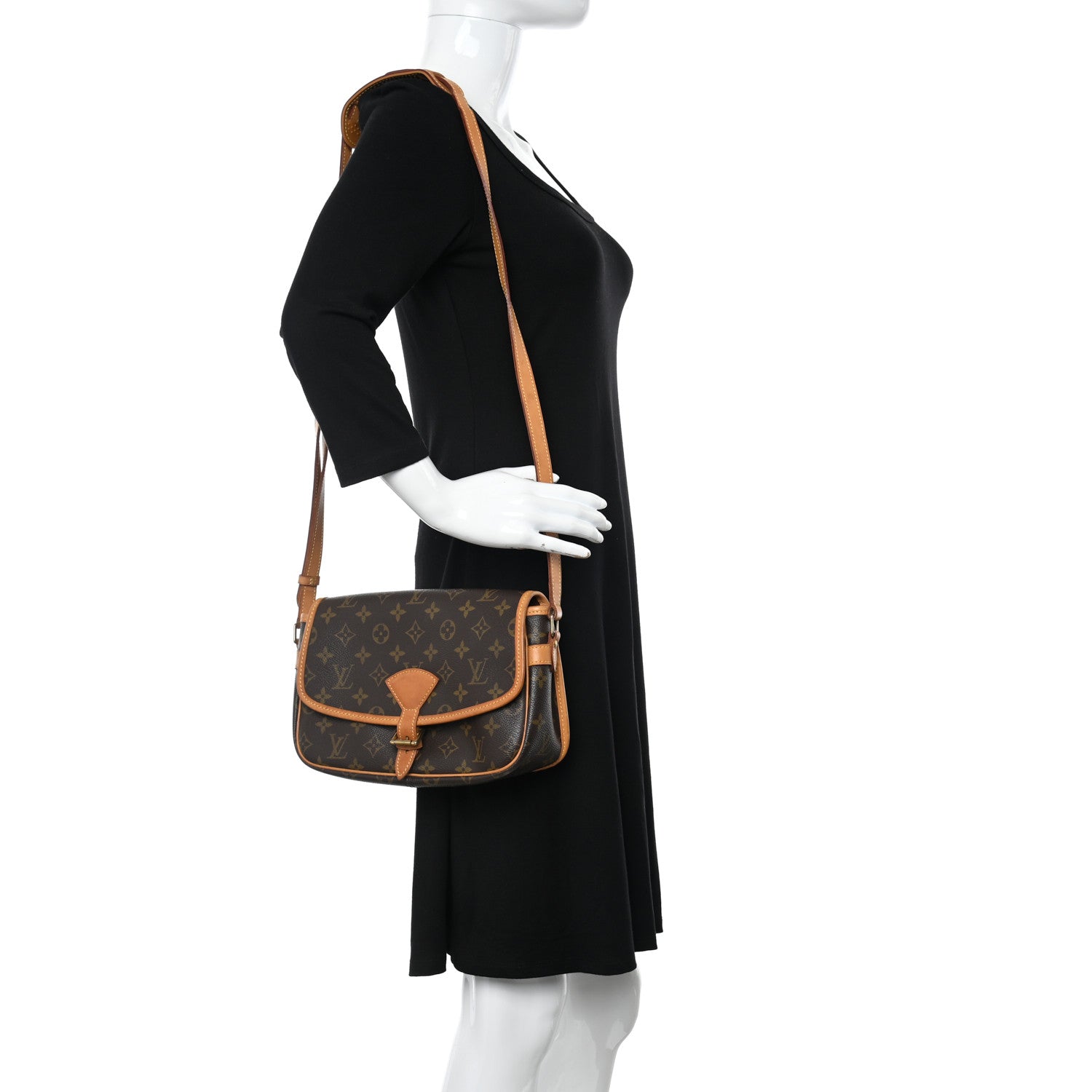 Louis Vuitton Monogram Sologne 2 of 9