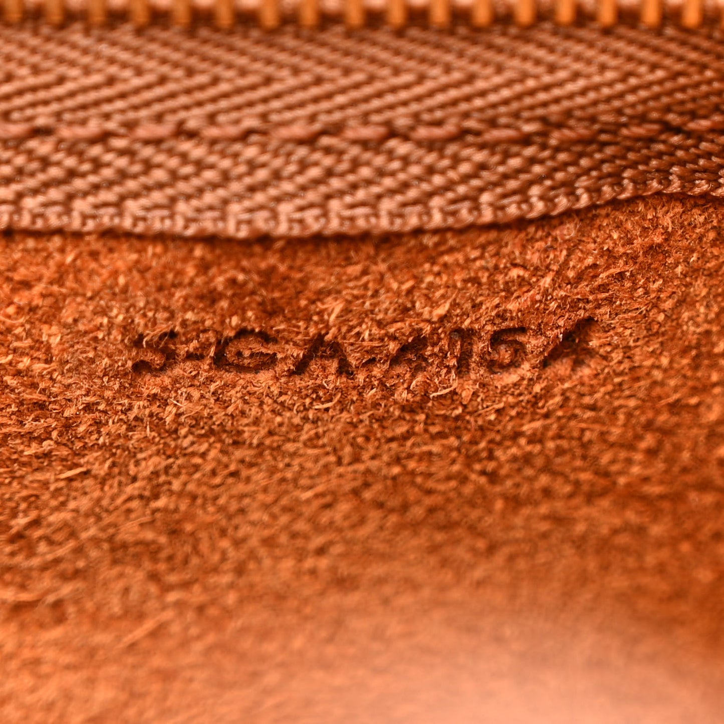 Natural Calfskin Medium Hobo Tan