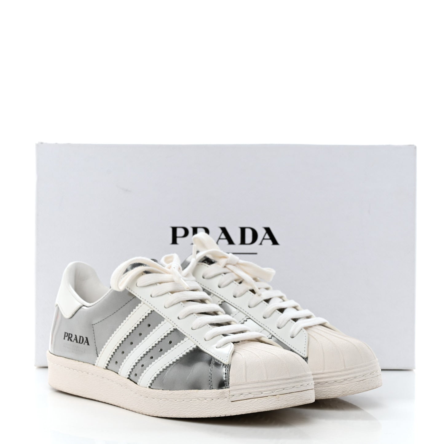 X ADIDAS Brushed Calfskin Logo Mens Superstar Sneakers 6 Silver White