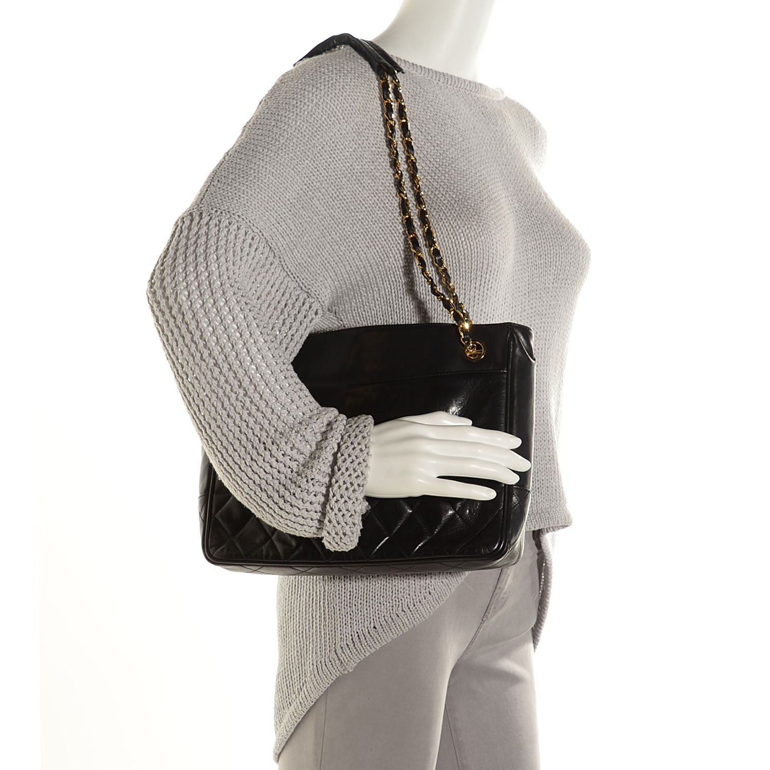 Chanel Lambskin Shoulder Bag Black 2 of 8