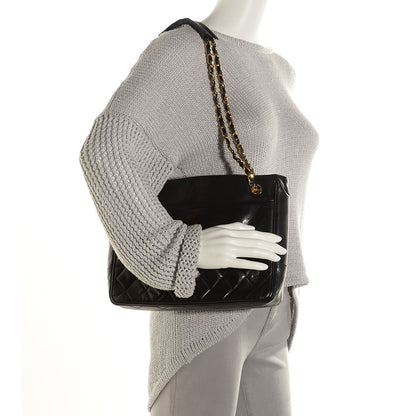 Chanel Lambskin Shoulder Bag Black 2 of 8