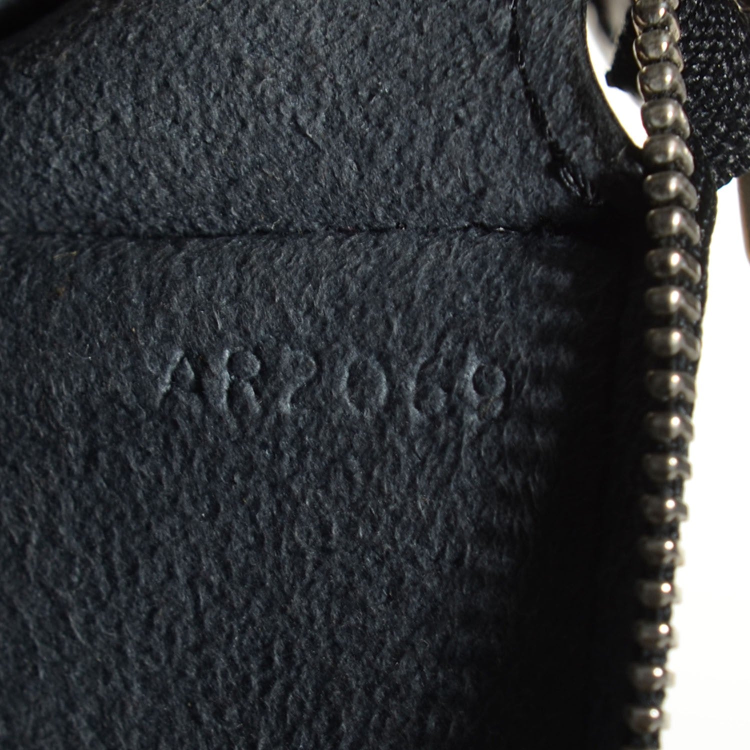 Louis Vuitton Epi Pochette Accessories 24 Black 7 of 7