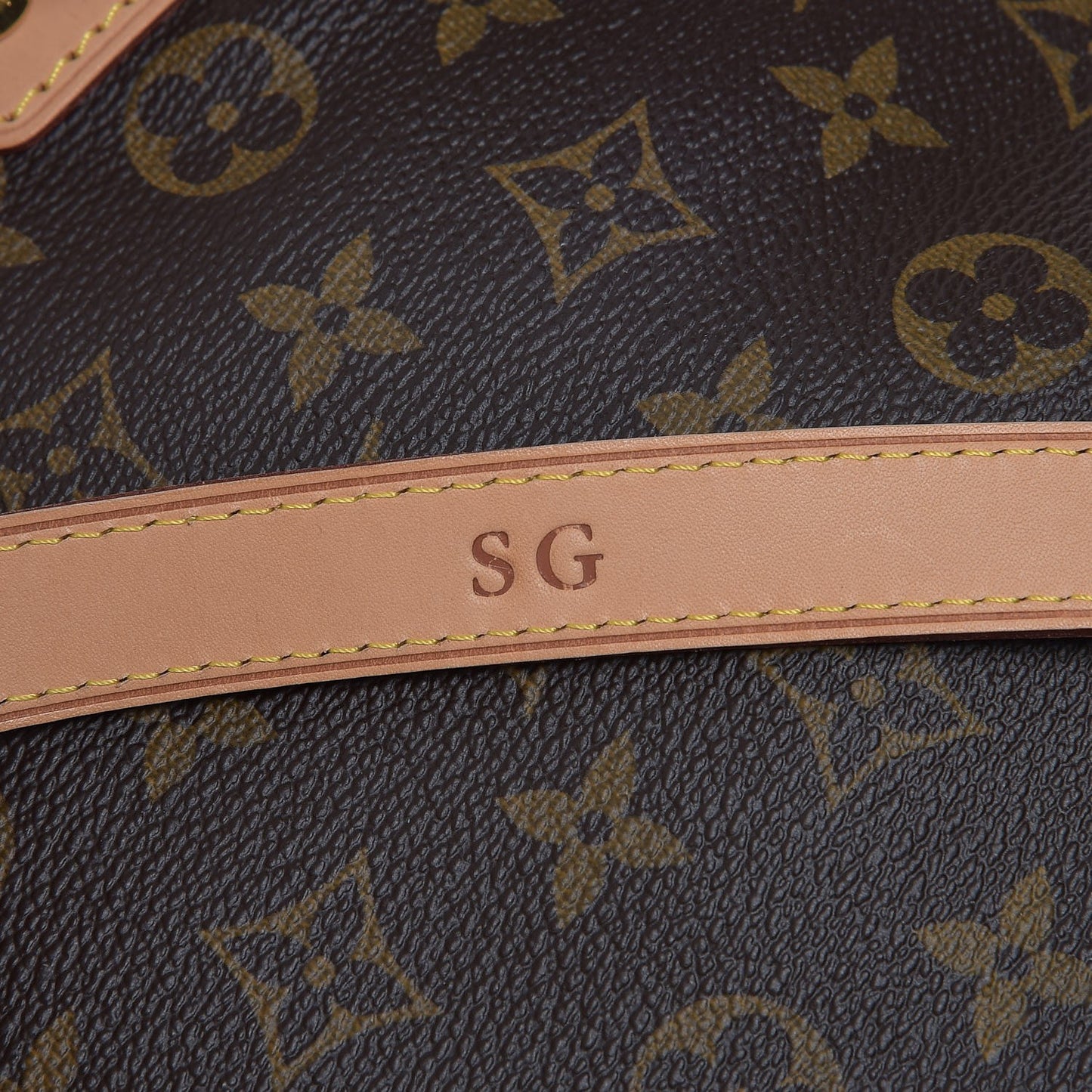 Monogram Estrela MM